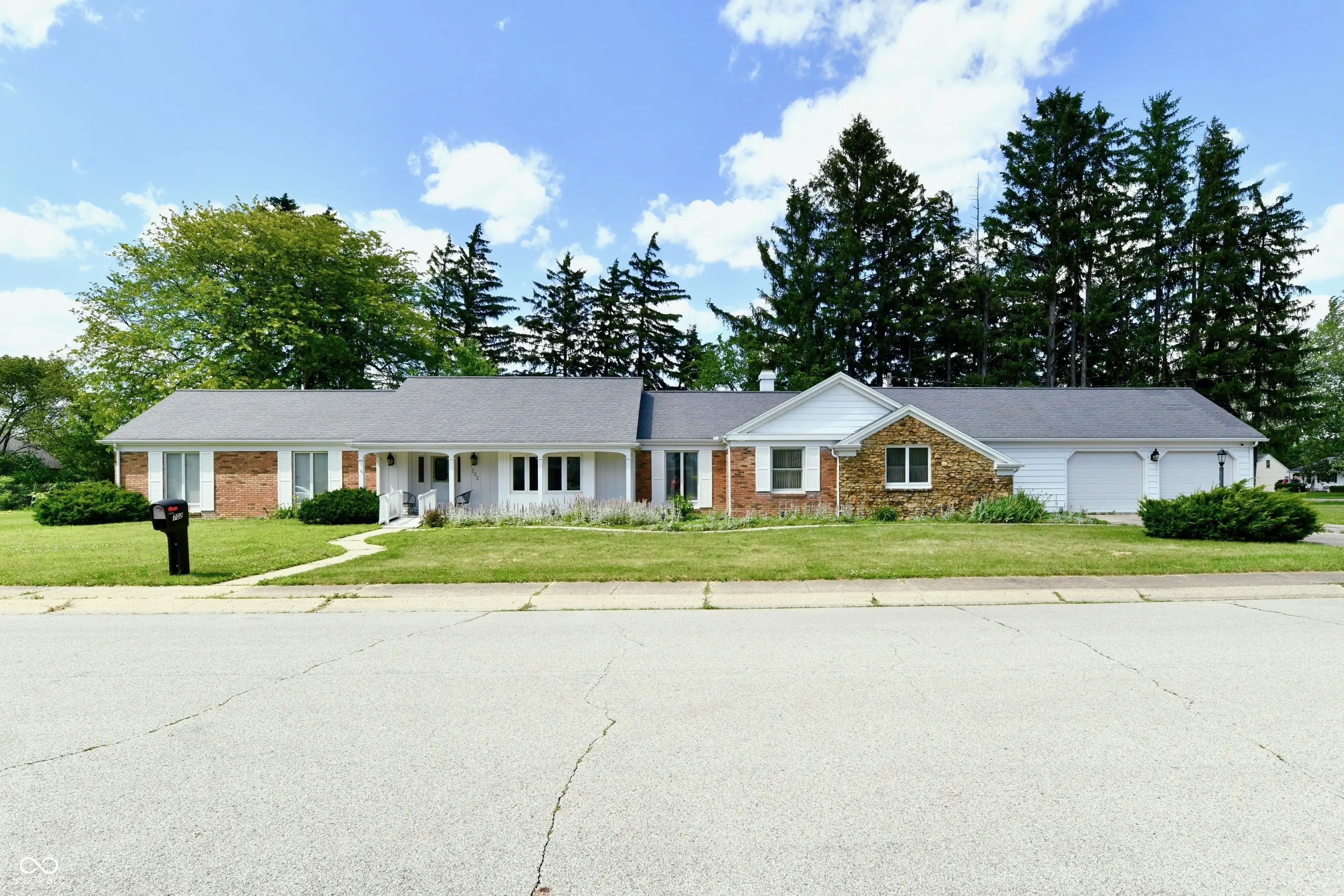 702 W Macalan Drive W, Marion