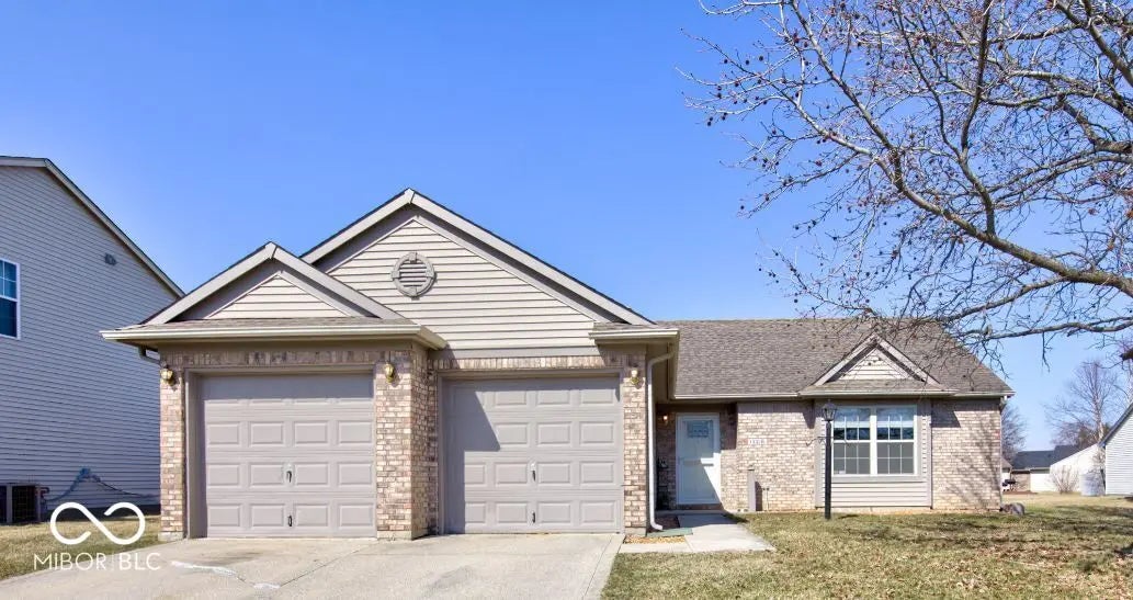 12216 Laurelwood Court, Indianapolis