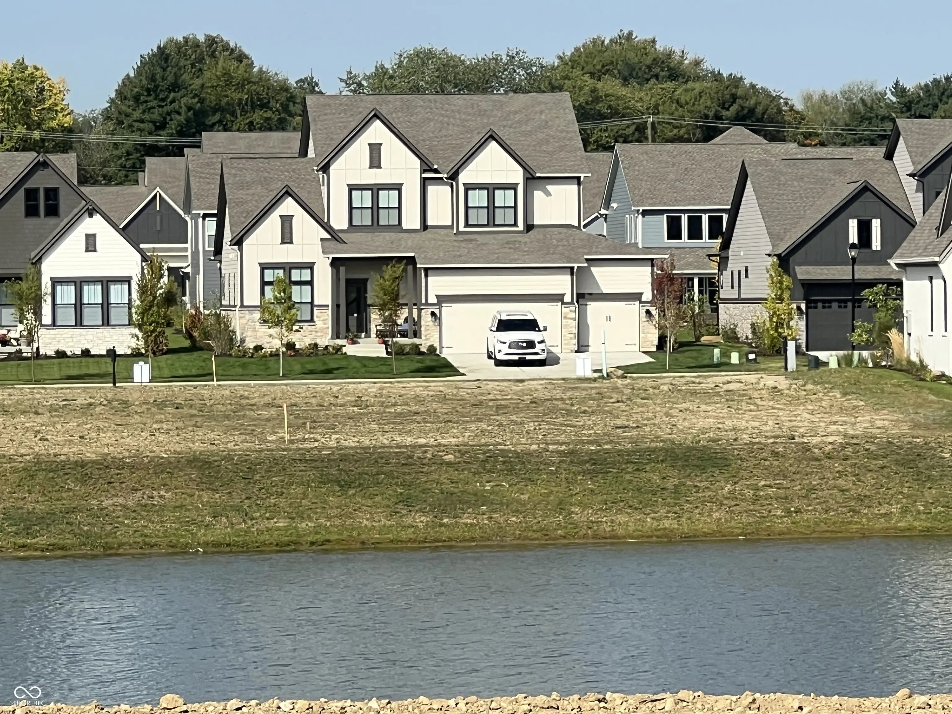 19837 Chatham Shore Lane, Westfield