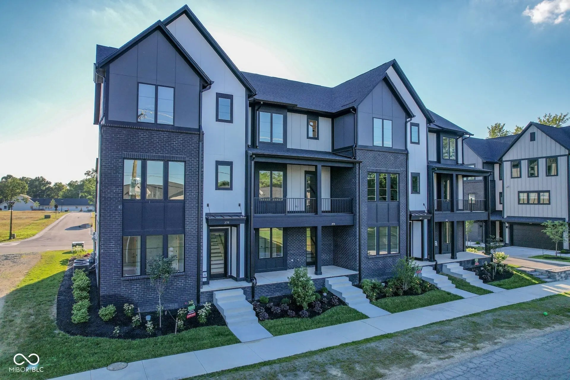 373 S Cherry Street, Westfield