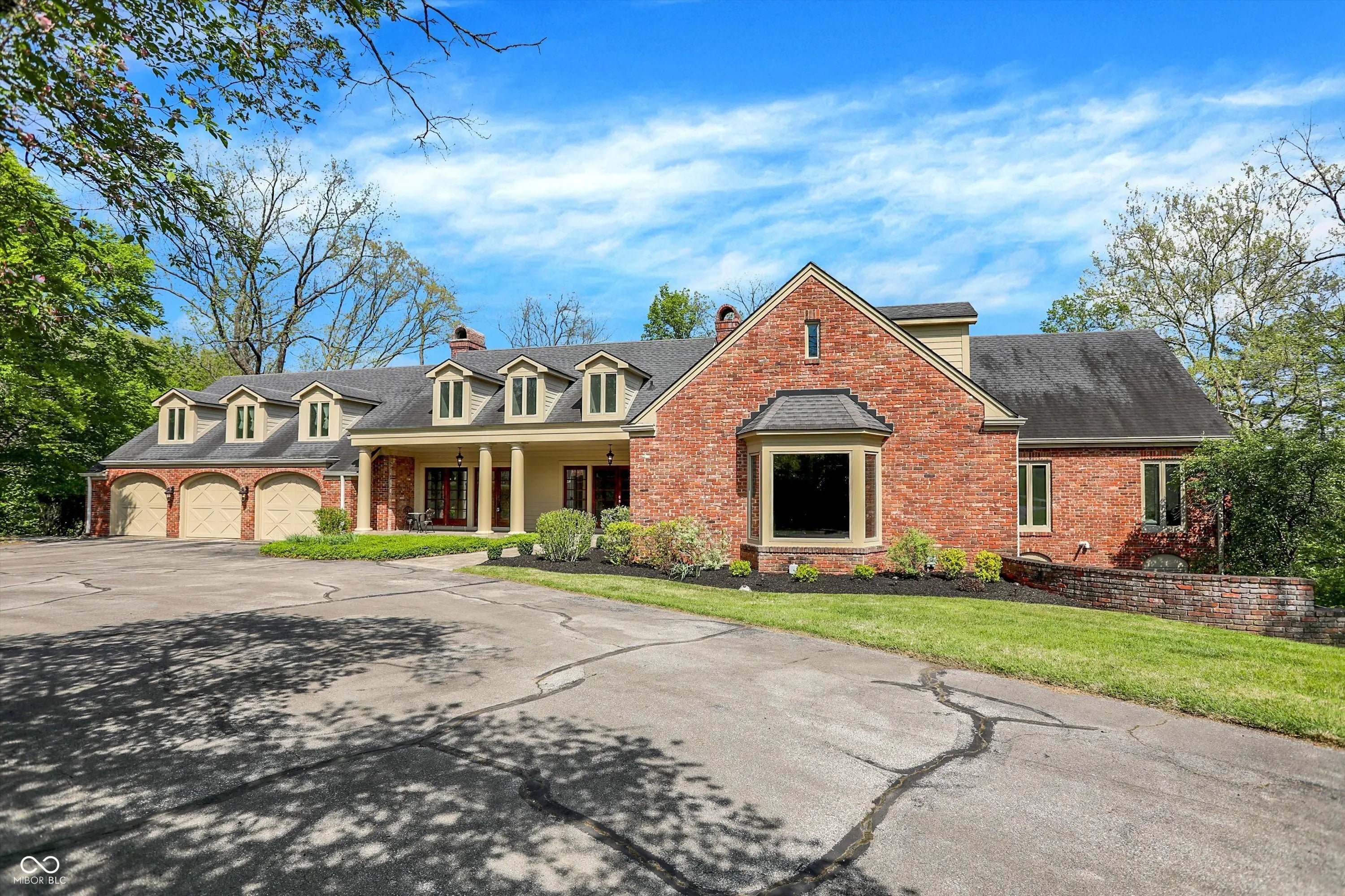 Photo of 8602 Frontgate Lane Indianapolis, IN 46256
