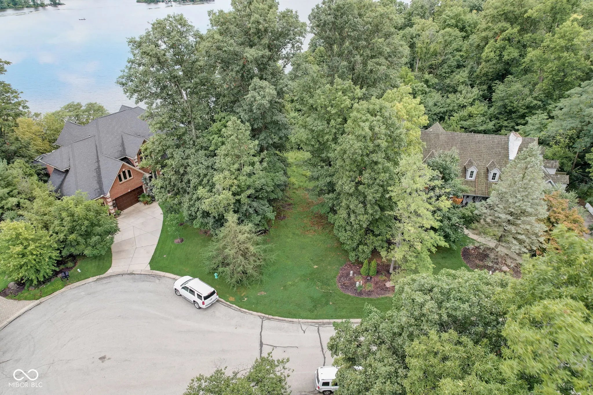 9658 Farragut Circle, Indianapolis