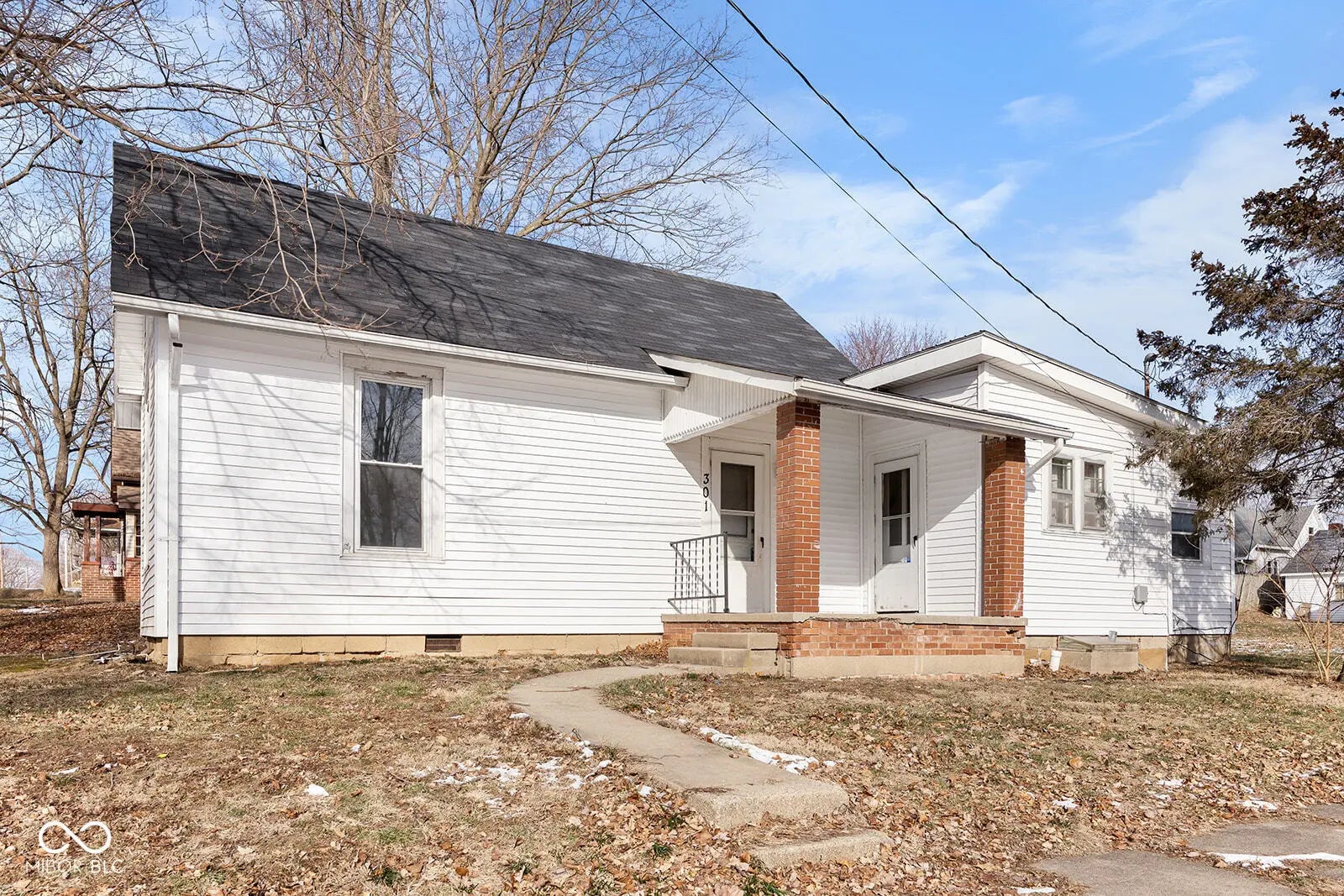 Photo of 301 Davidson Street Hillsboro, IN 47949