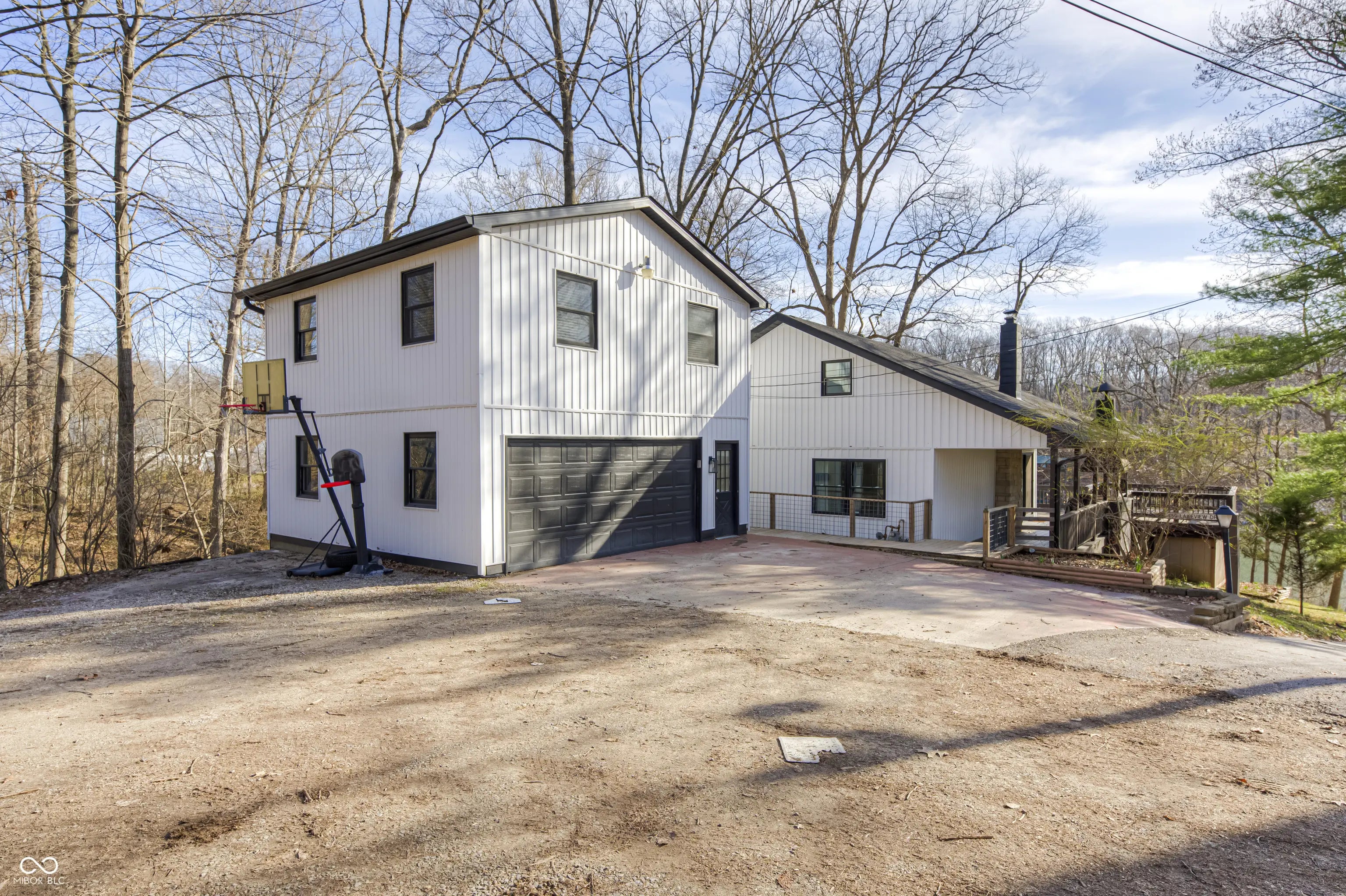 459 W Lakeview Drive, Nineveh