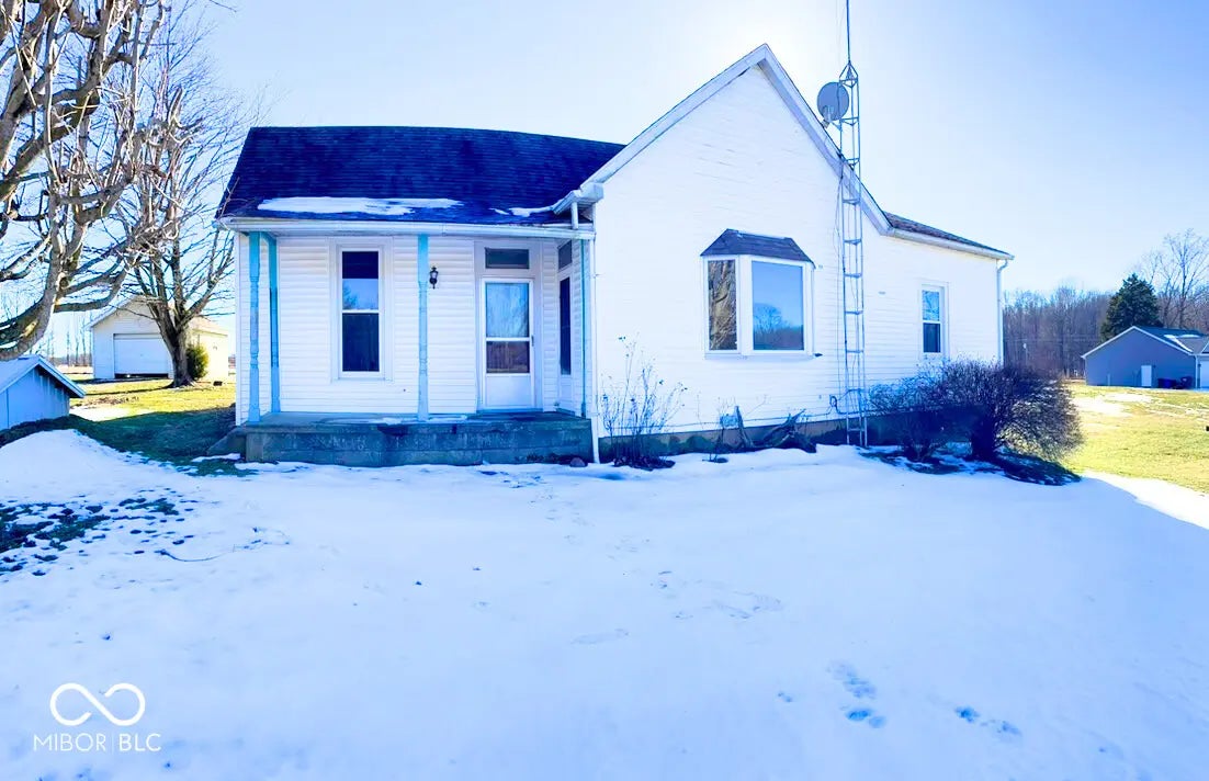 Photo of 5915 W County Road 300 N North Vernon, IN 47265