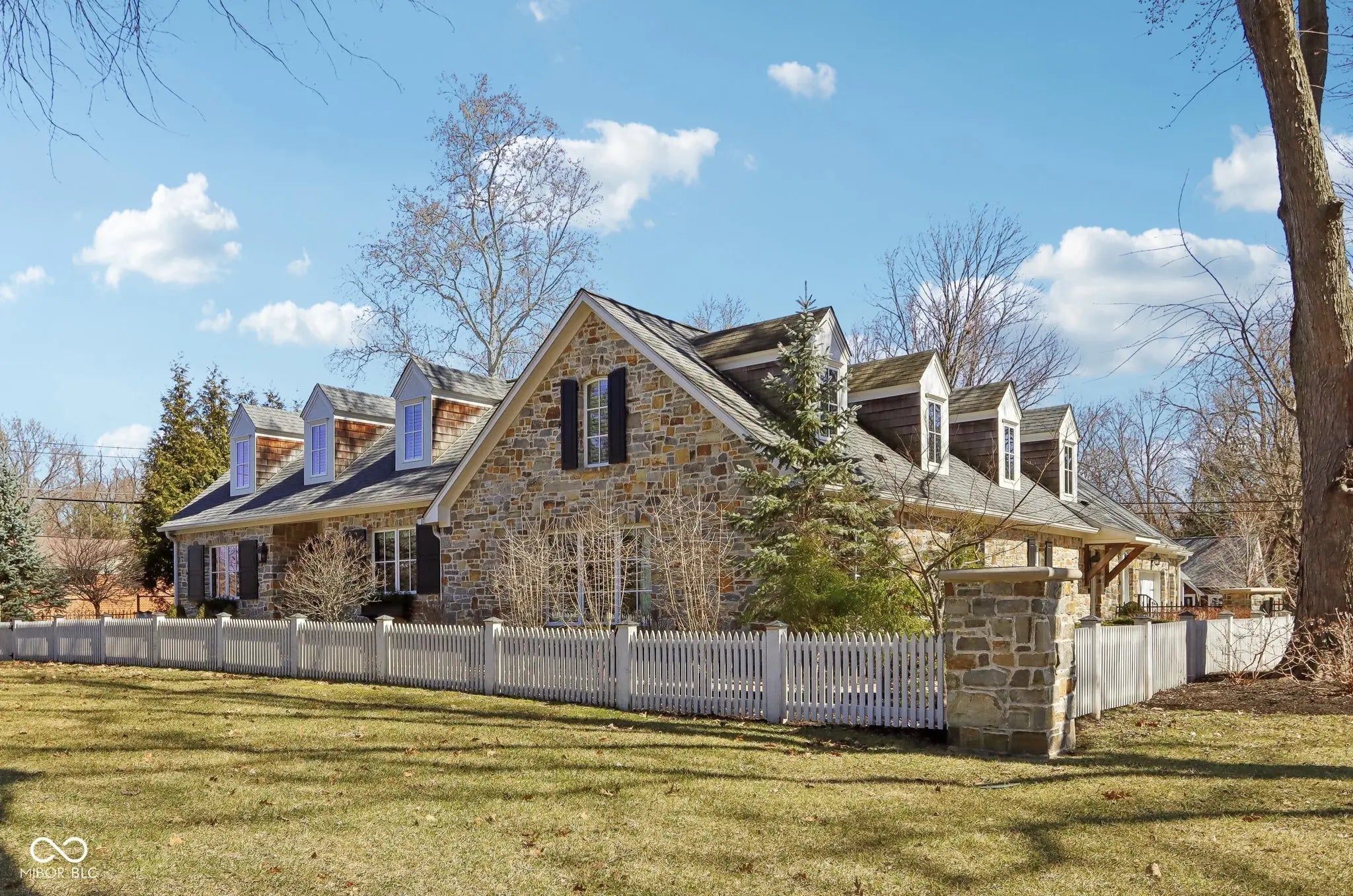7837 Dean Road, Indianapolis