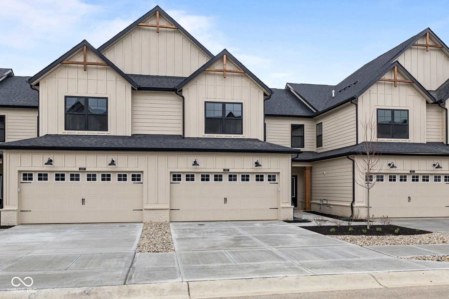 4195 Douro Trail, Westfield
