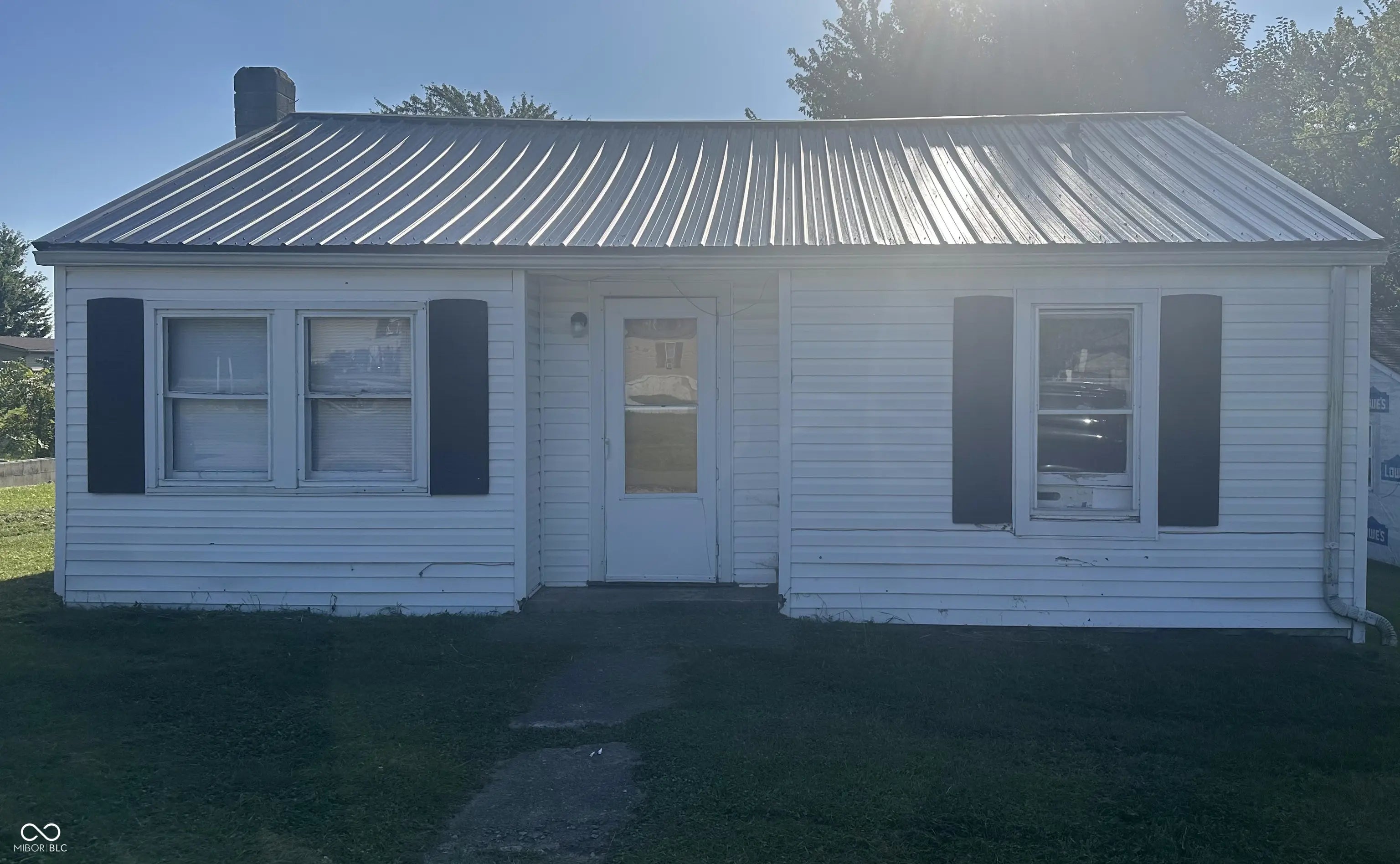 Photo of 210 N Wayne Street Van Buren, IN 46991