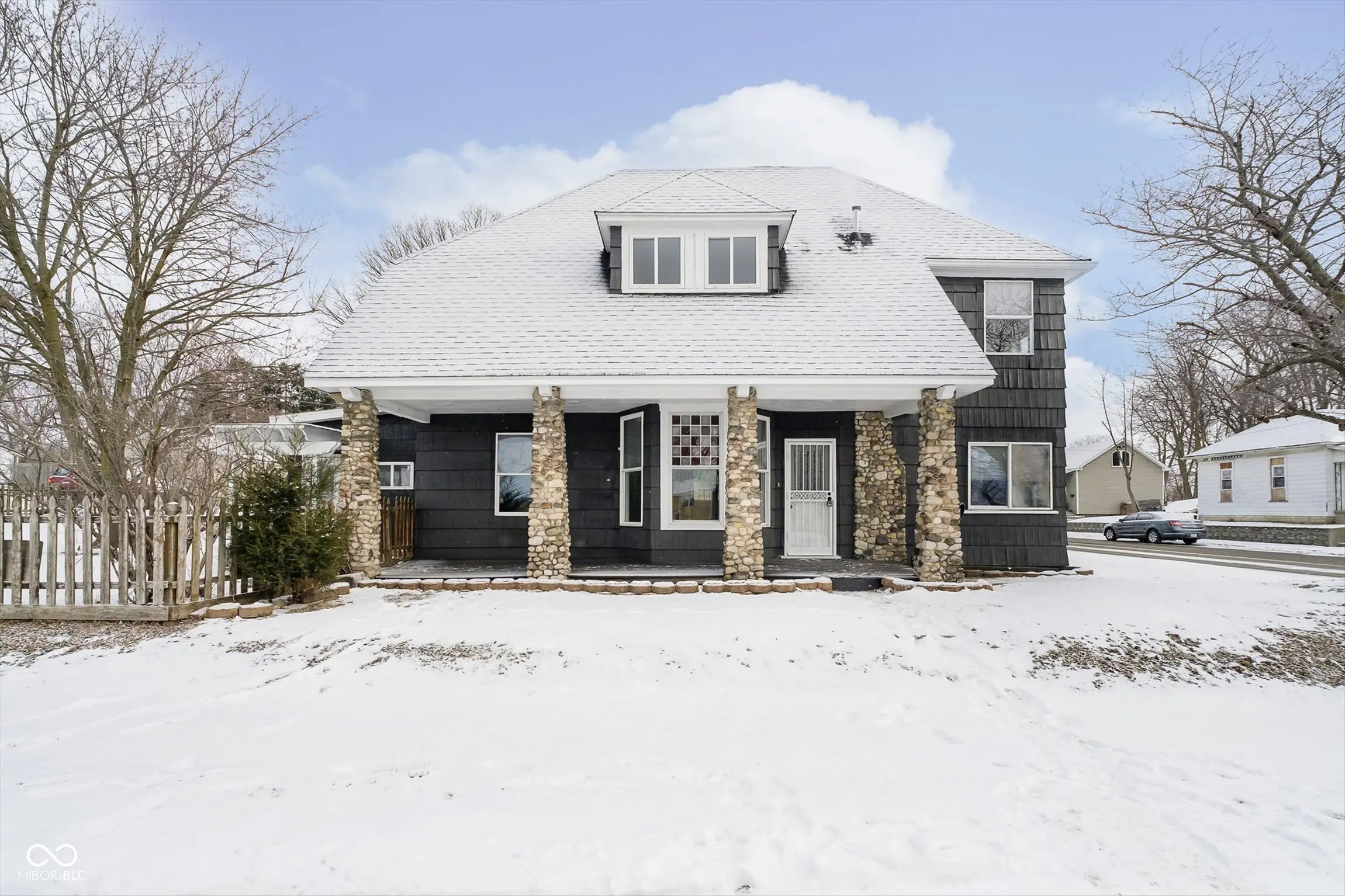 602 N Harrison Street, Alexandria