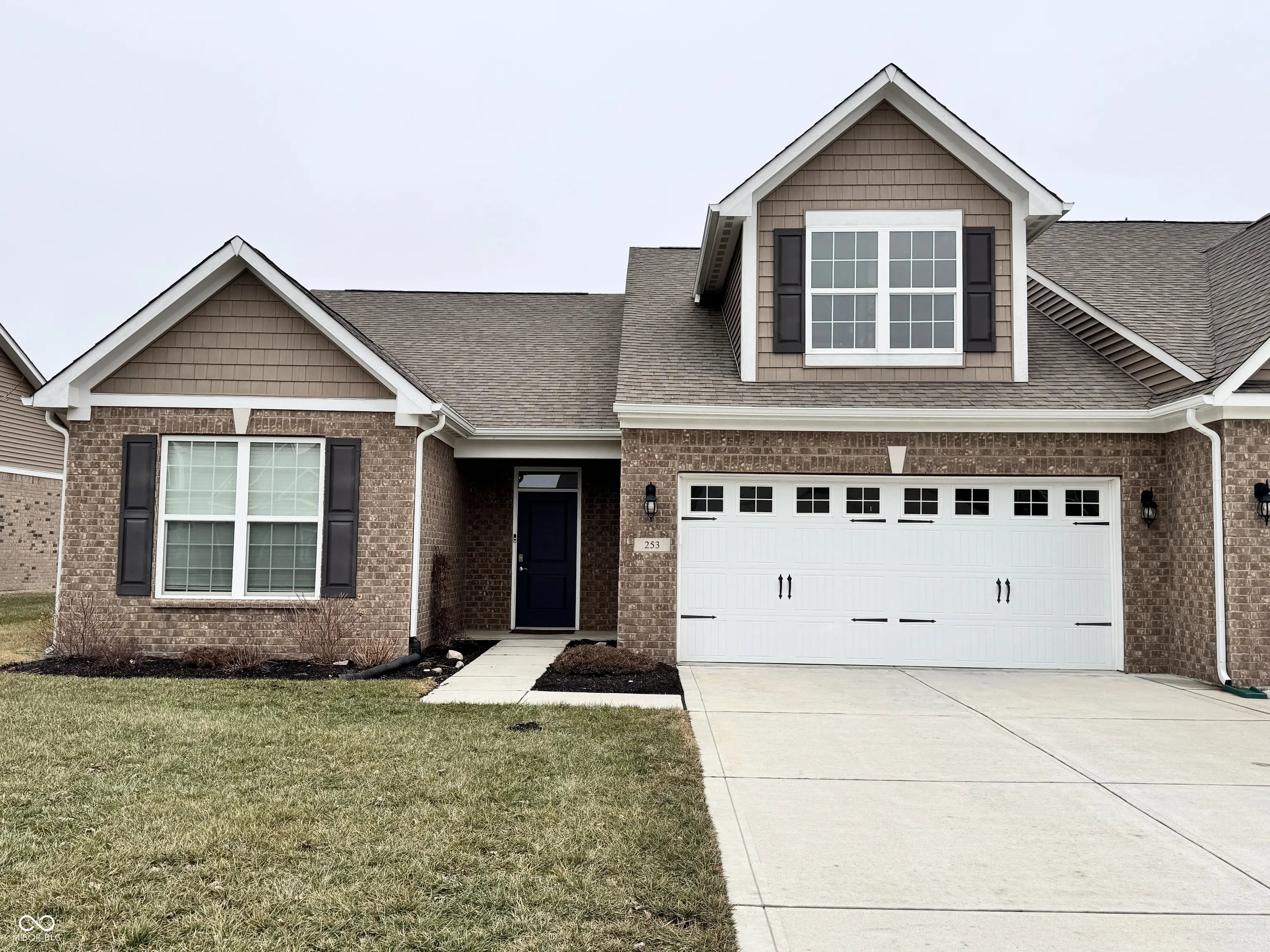 253 Darrough Drive, Greenwood