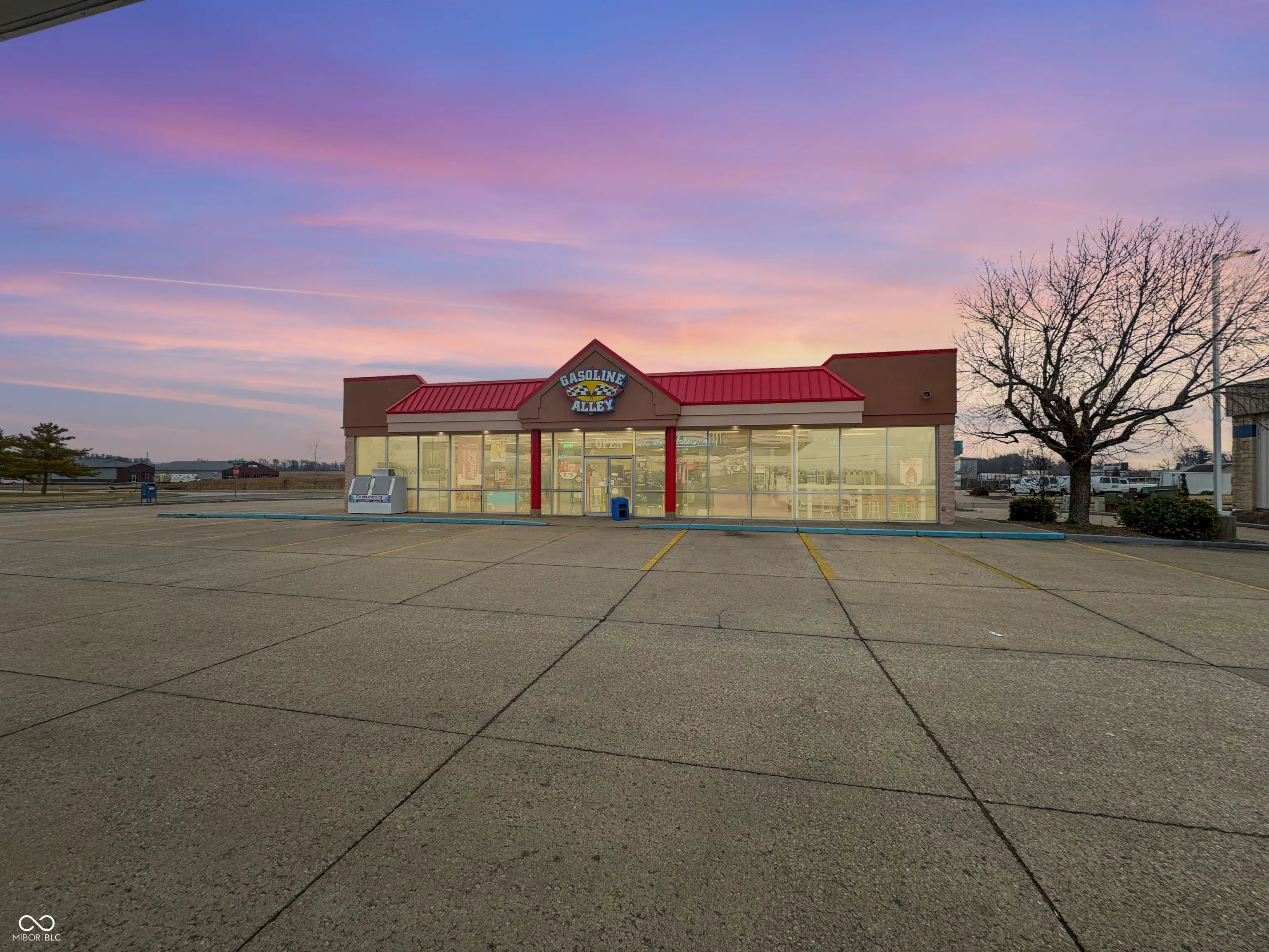 Photo of 3526 Interstate Drive Evansville, IN 47715