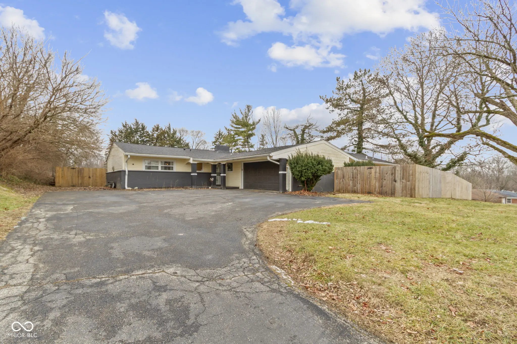 Photo of 3645 Glencairn Lane Indianapolis, IN 46205