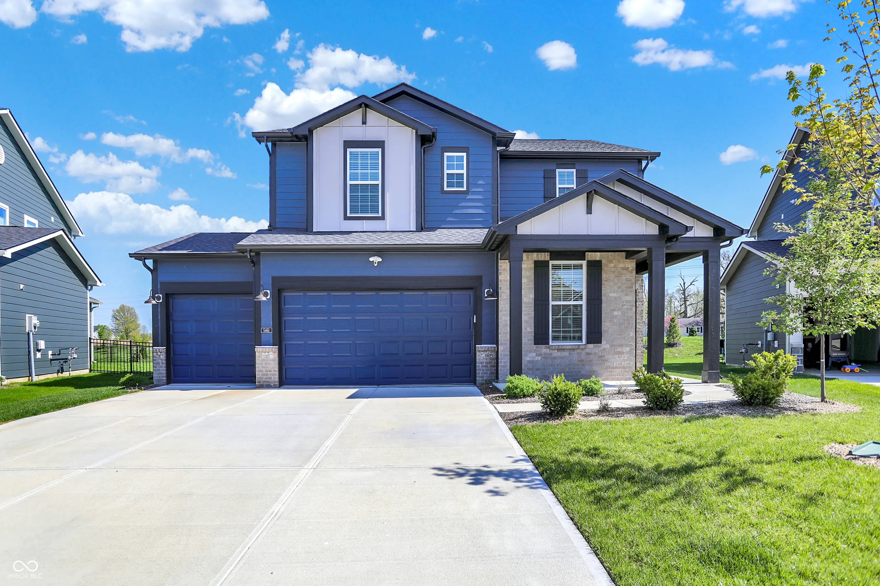 5461 Oak Knoll Drive, Whitestown