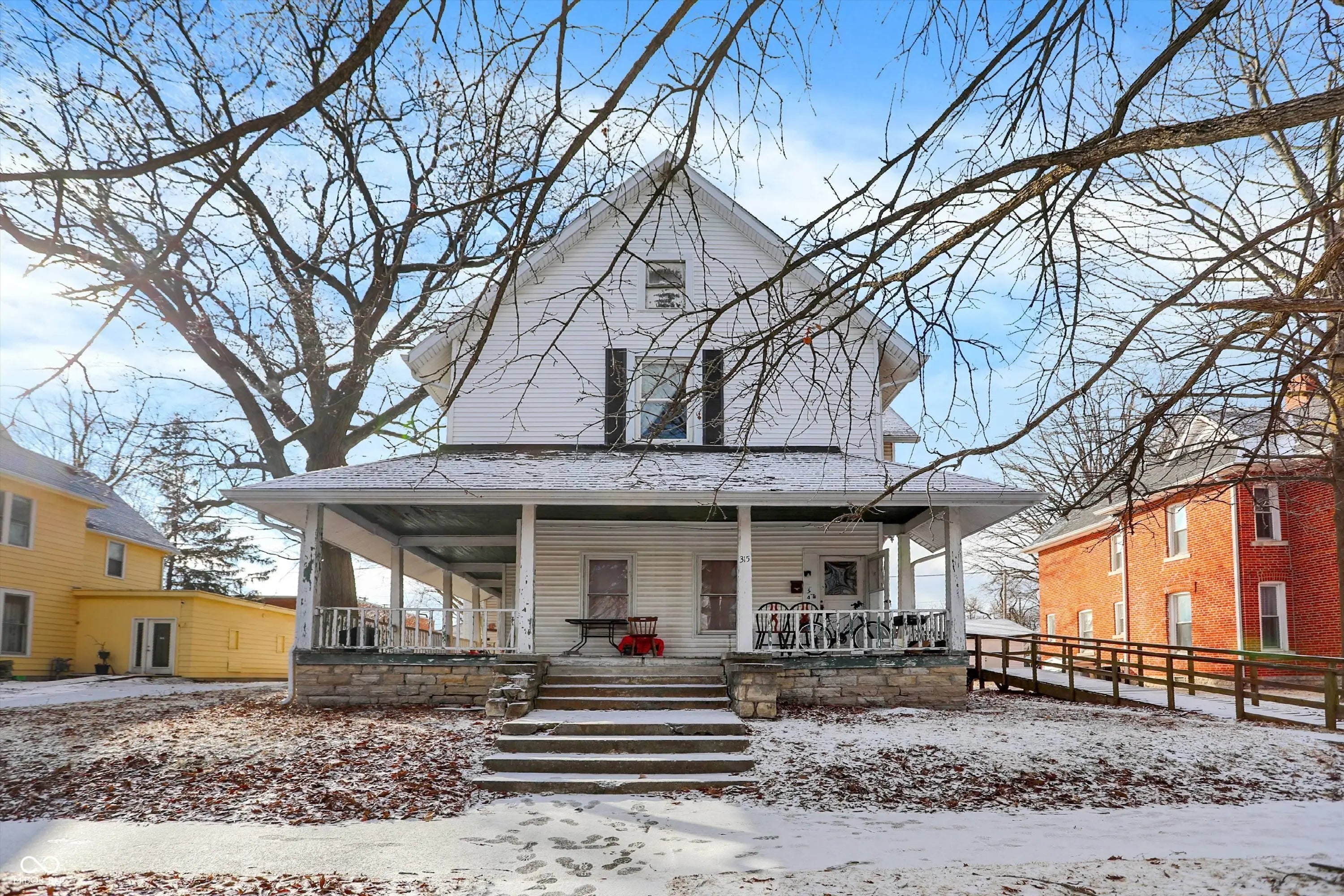 Photo of 315 N High Street Hartford City, IN 47348