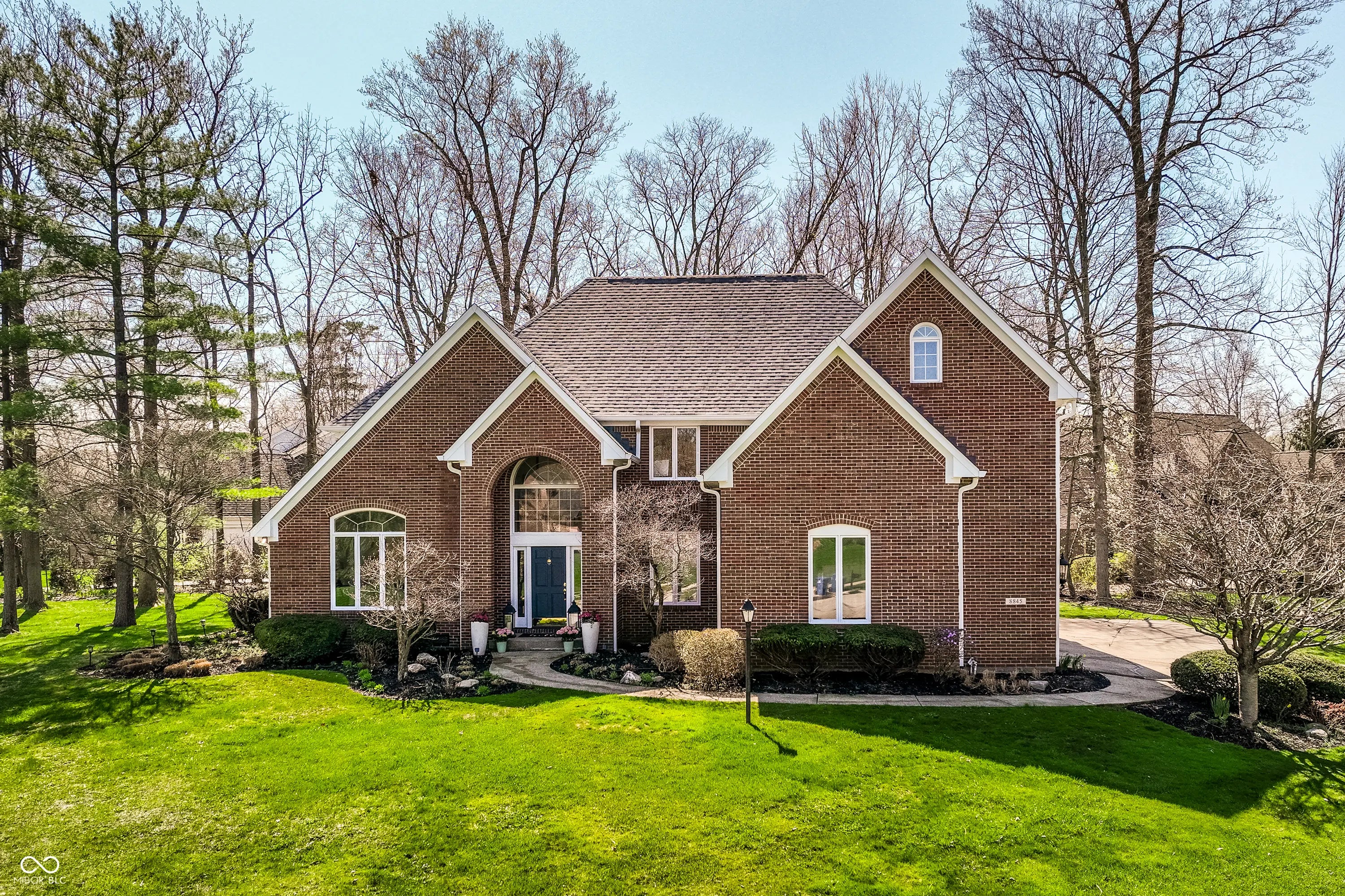 8845 Otter Cove Circle, Indianapolis