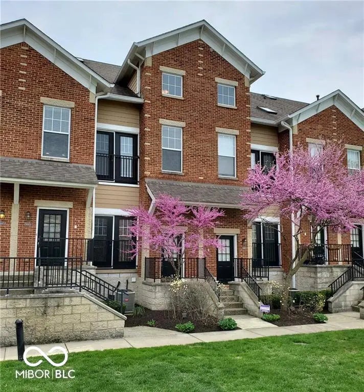 Photo of 6562 Reserve Drive Indianapolis, IN 46220