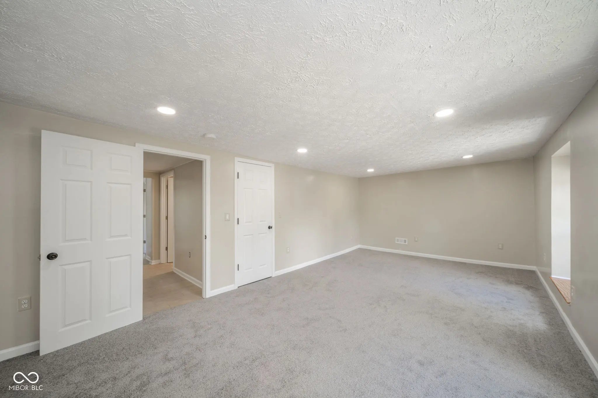 41 W Warrick Street MLS 22023858 No Subdivision photo 17