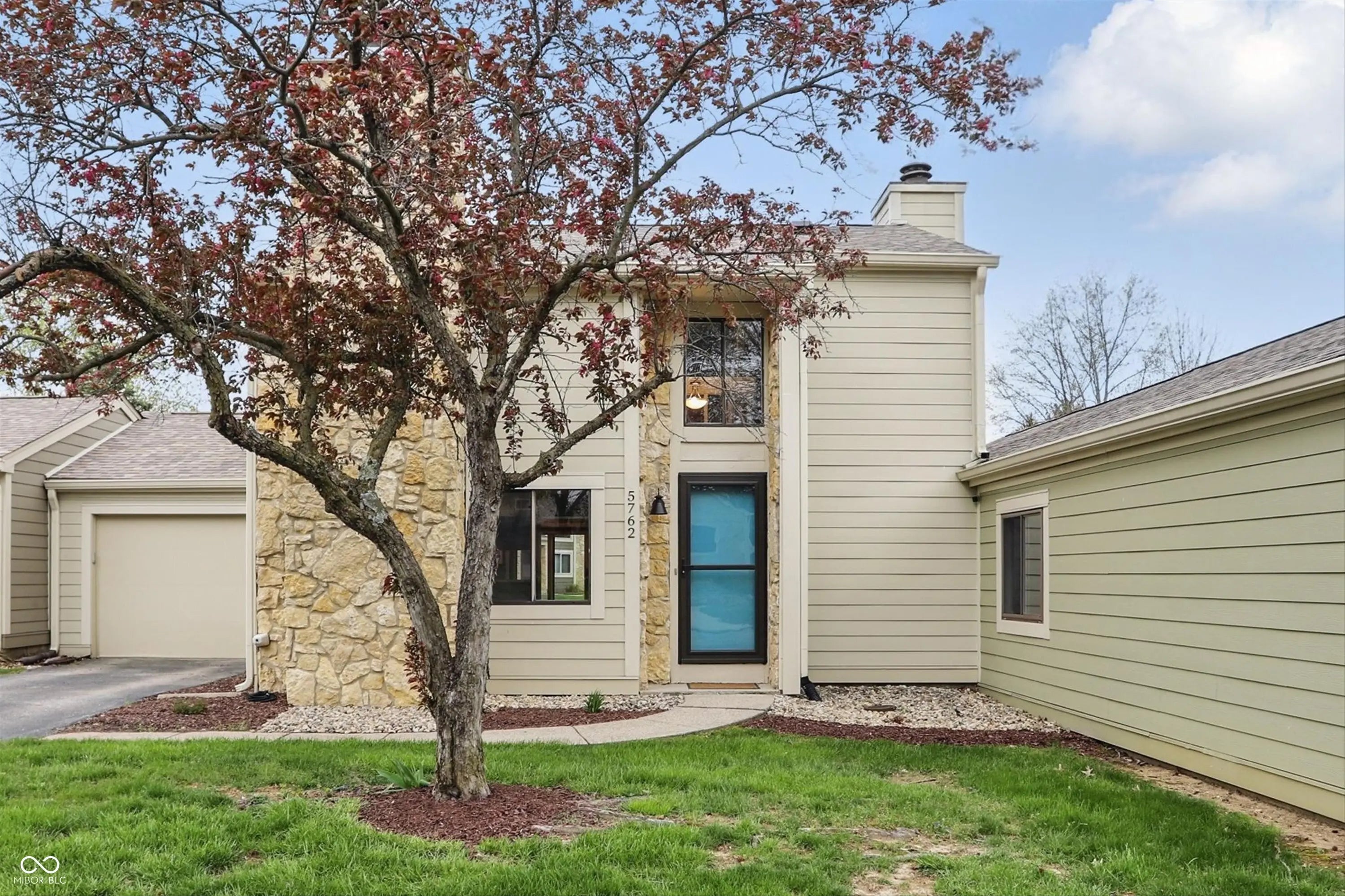 5762 Overcrest Drive, Indianapolis