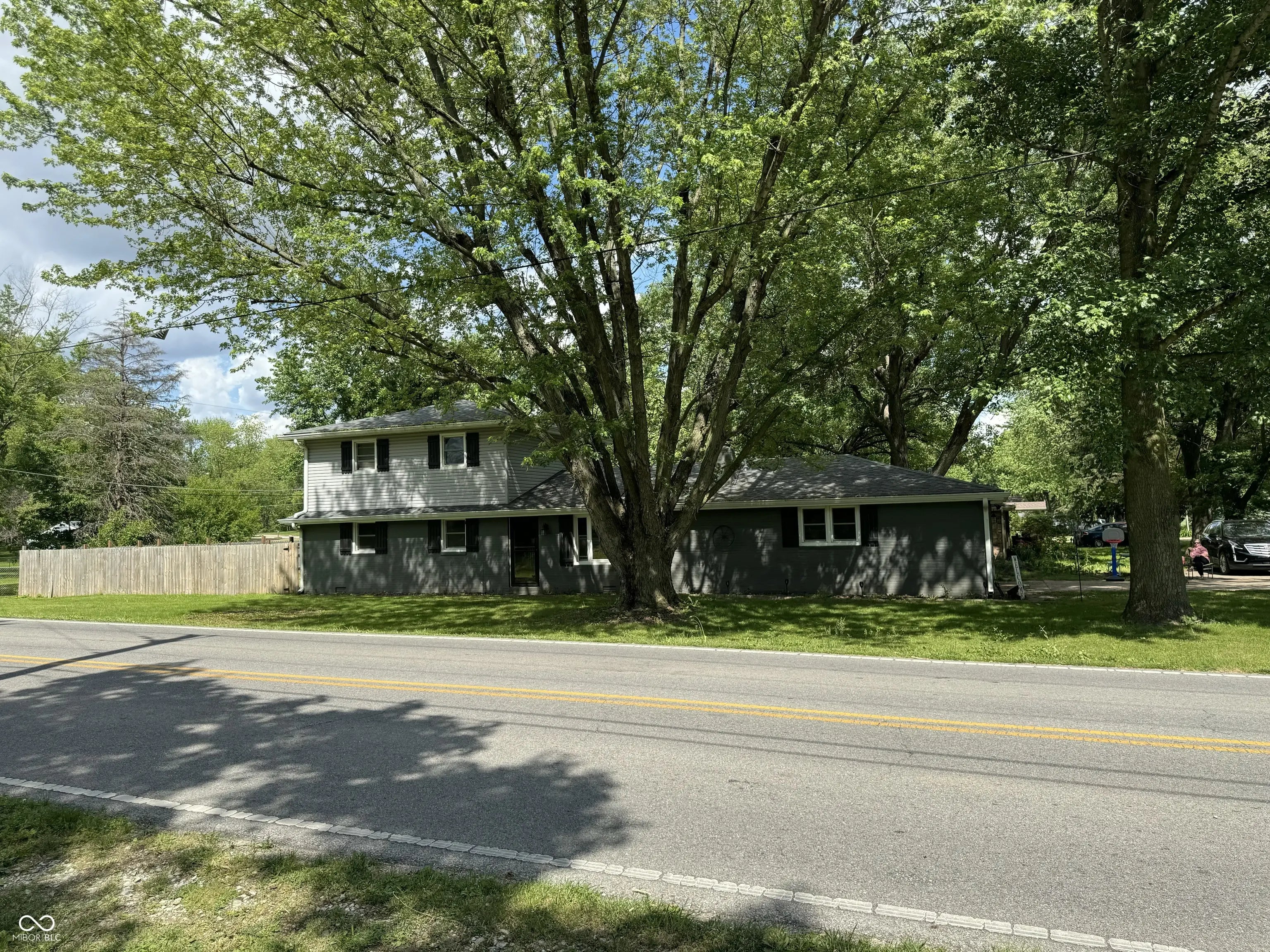 5700 S 100 W, Pendleton