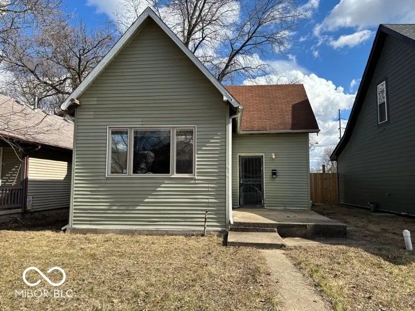 Photo of 905 N Sheffield Avenue Indianapolis, IN 46222
