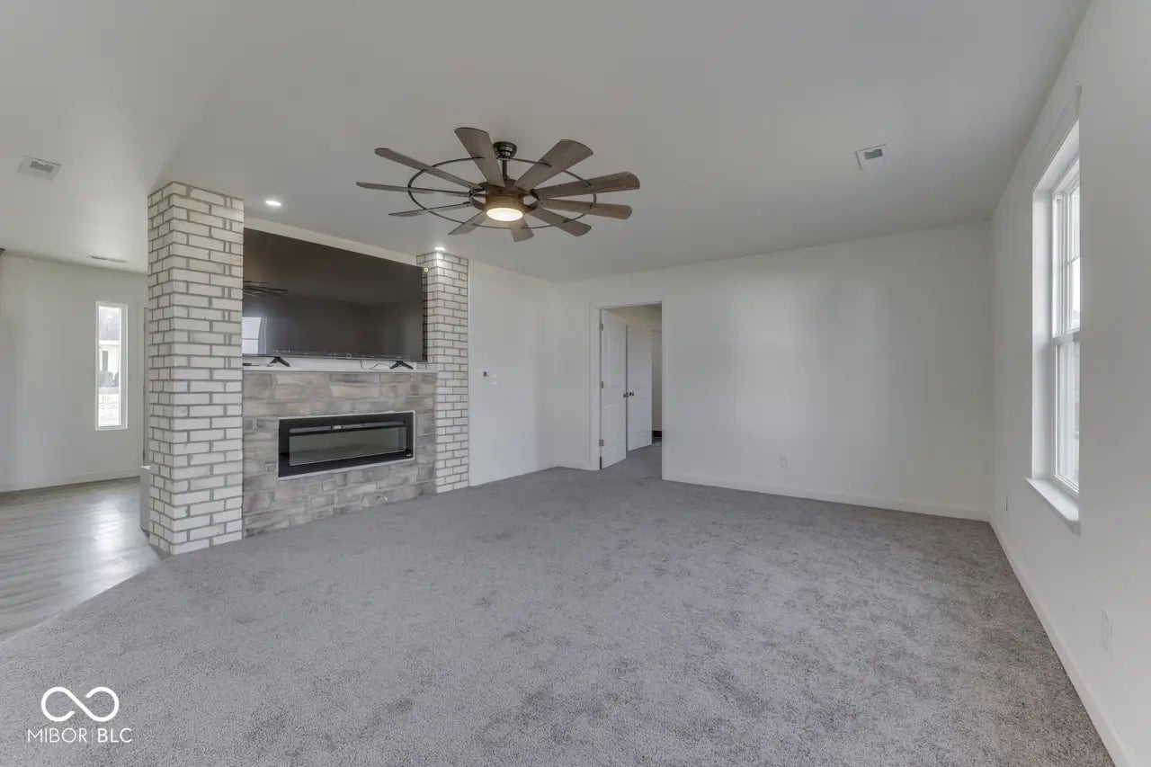 32 Downing Drive MLS 22024050 Crest Ridge Estates photo 5