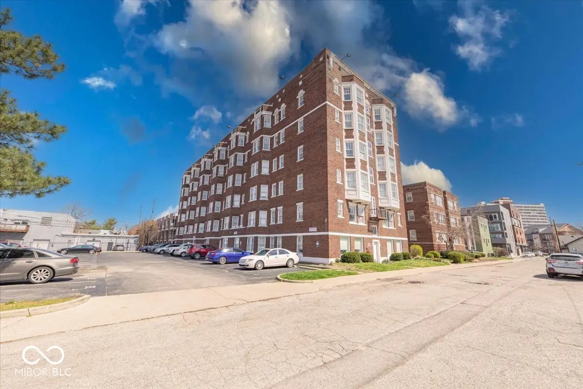 230 E 9th Street 506, Indianapolis