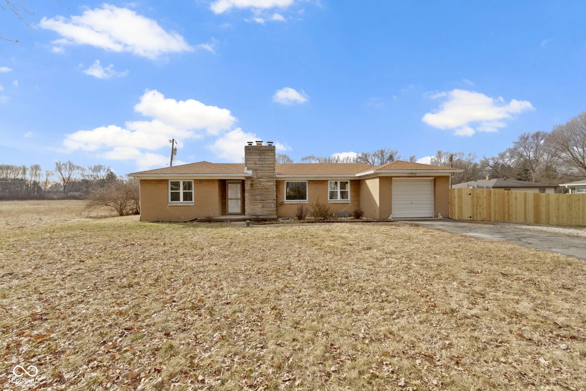 305 Bixler Road, Indianapolis