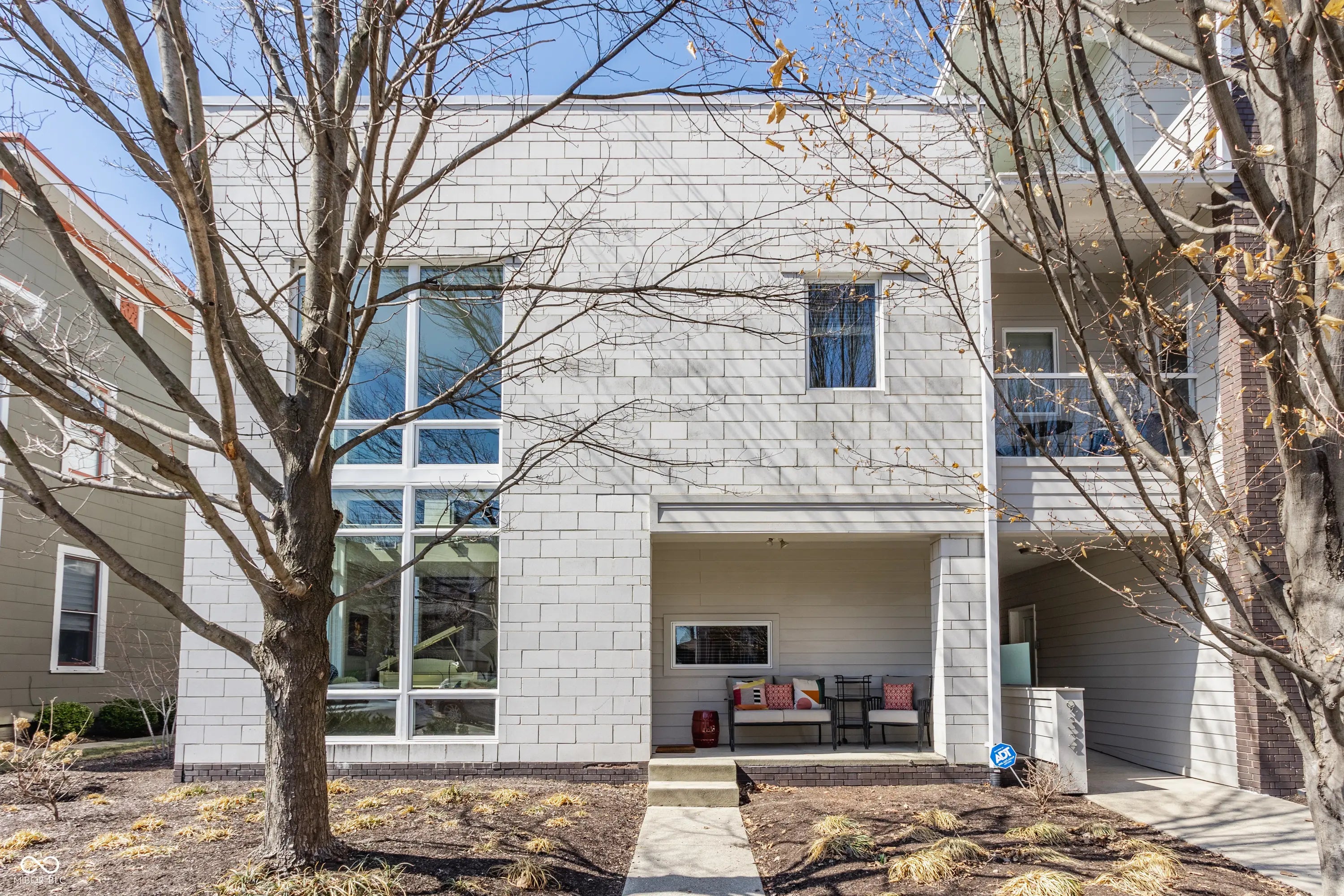 932 N Broadway Street 1, Indianapolis