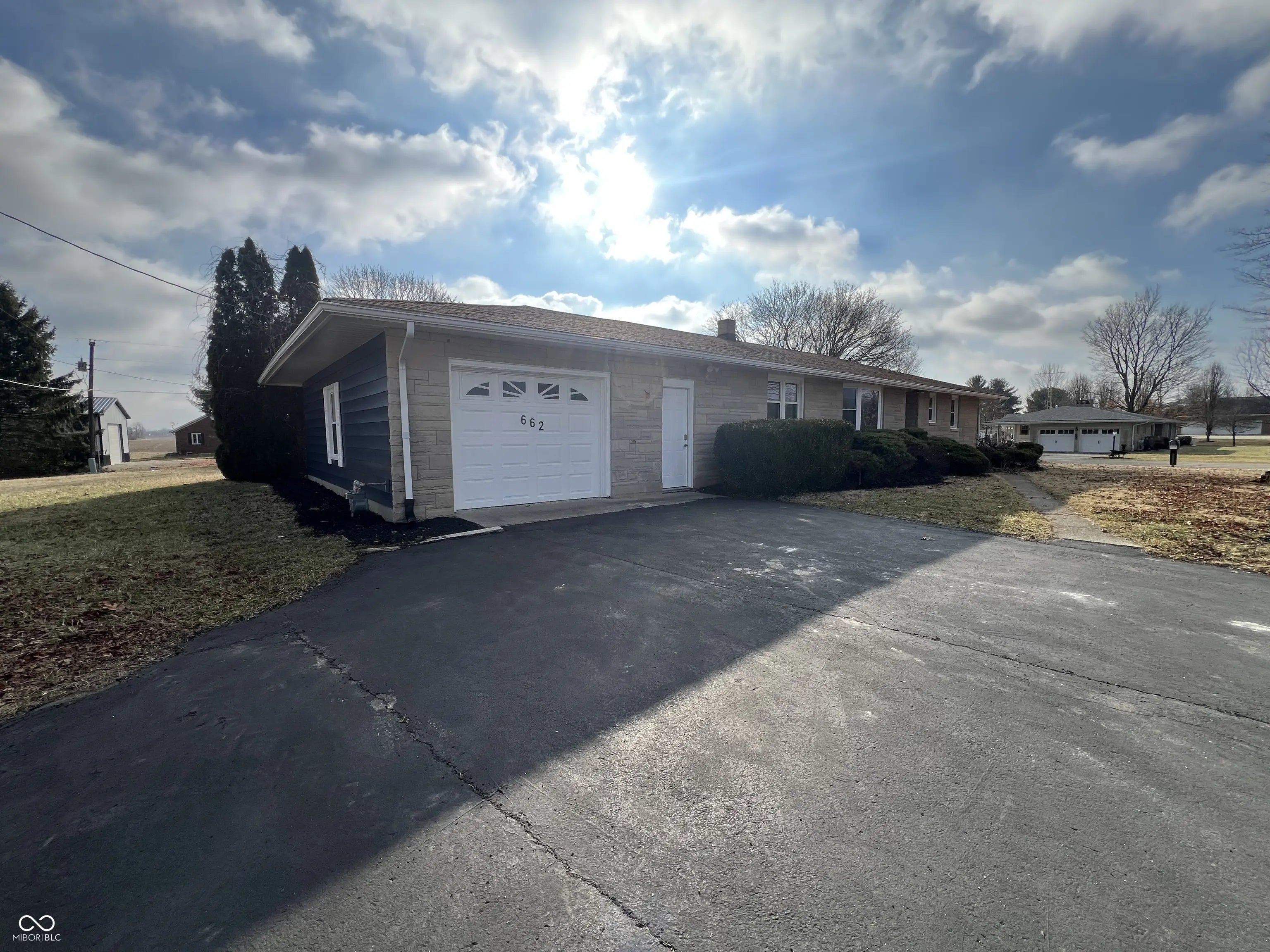 662 S County Road 150 W, Greensburg
