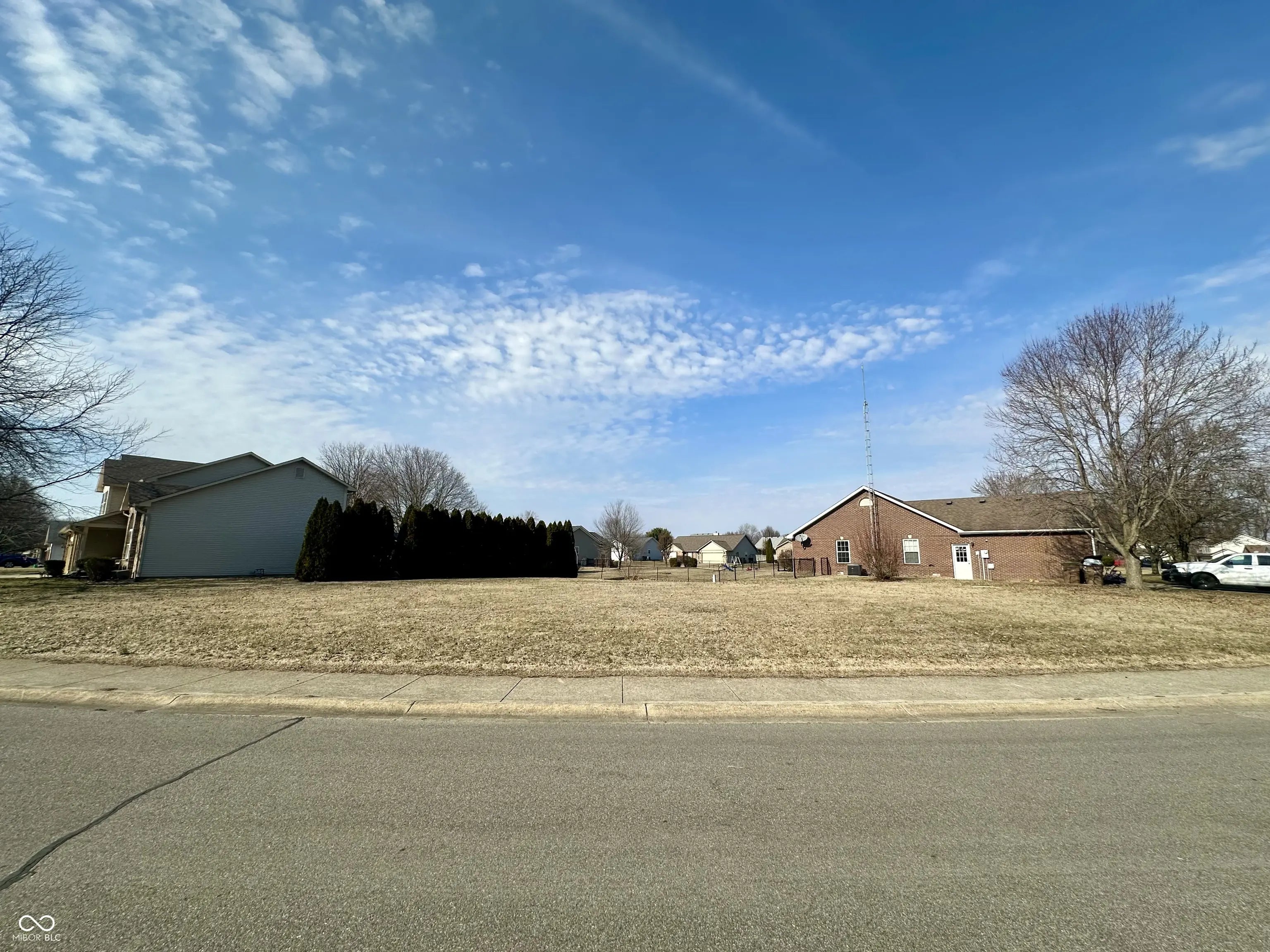 Photo of 6122 Prairie Stream Way Columbus, IN 47203