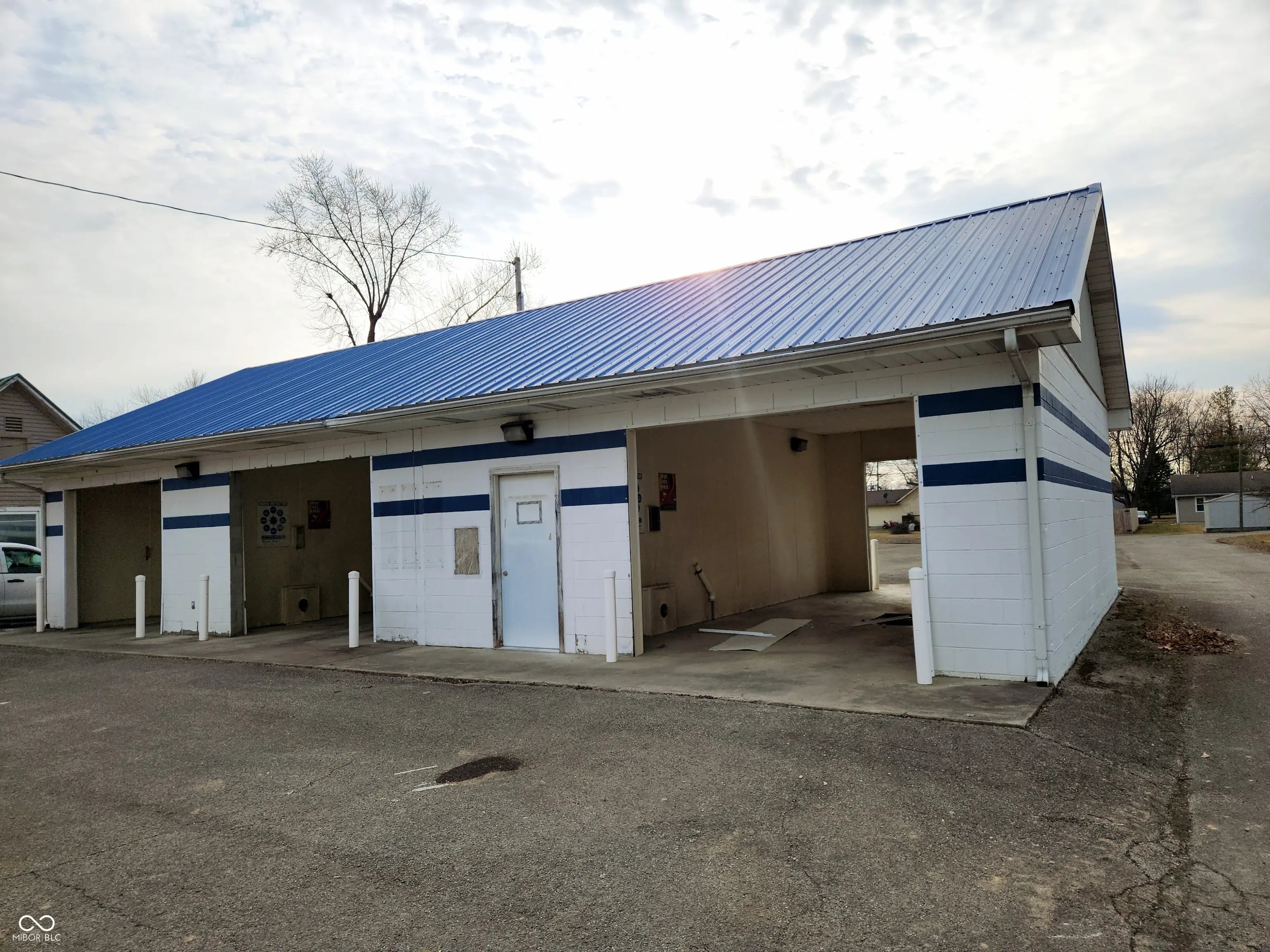 Photo of 295 S Main Street Farmland, IN 47340