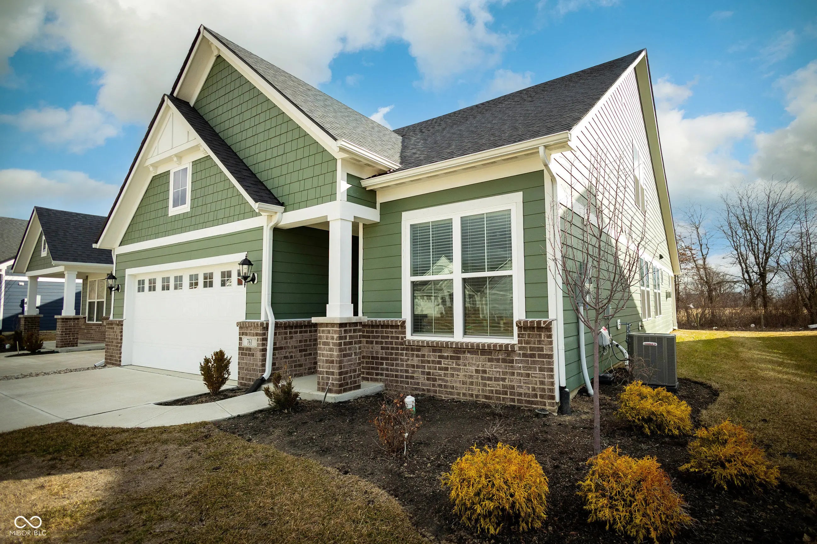761 Stone Trace Court, Avon