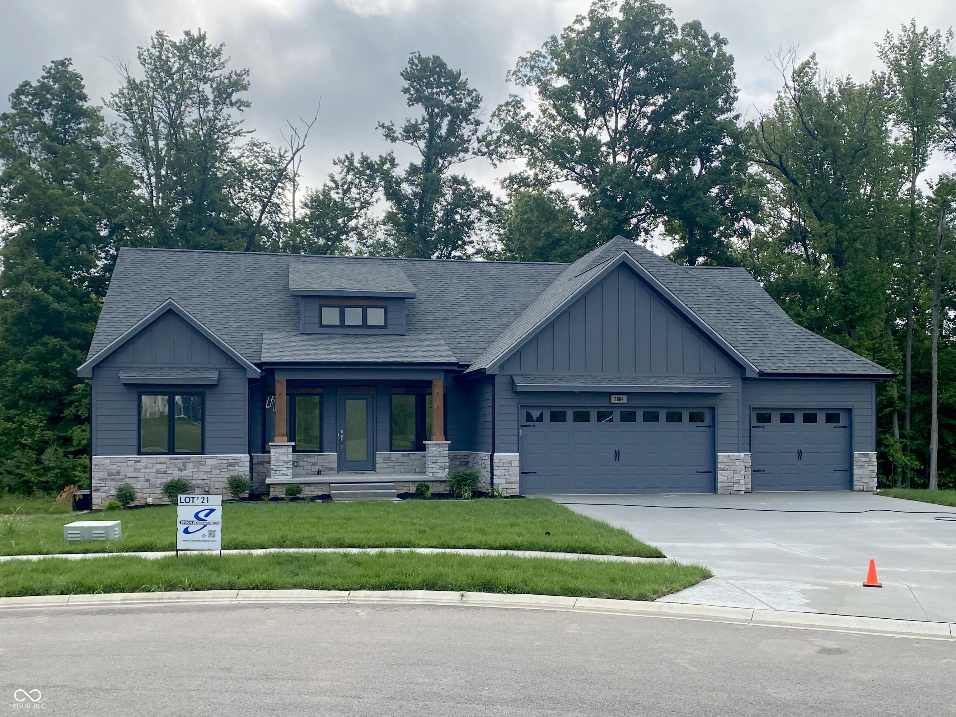 3604 Maple Ridge Drive, Columbus