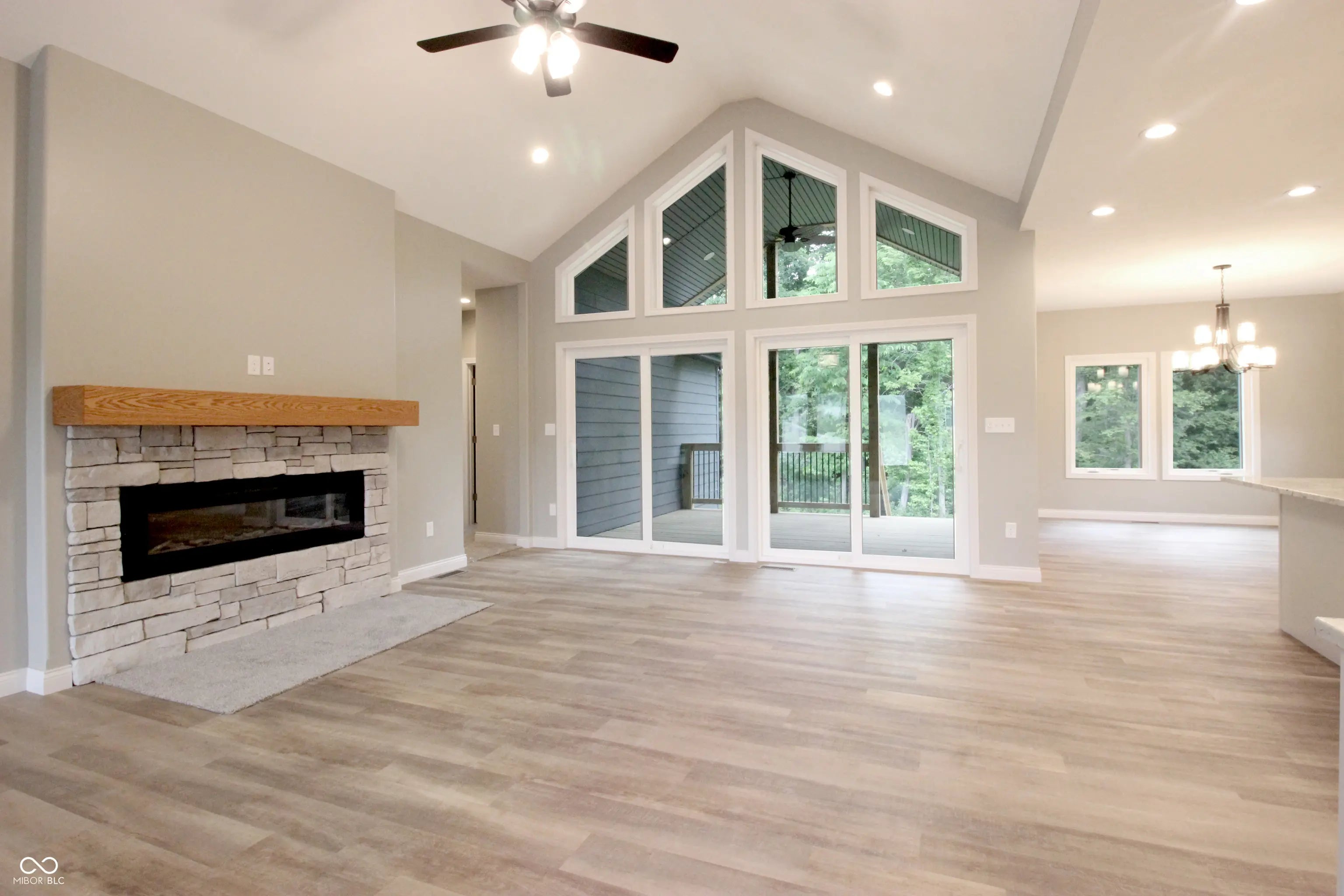 3604 Maple Ridge Drive MLS 22025006 Maple Ridge photo 5