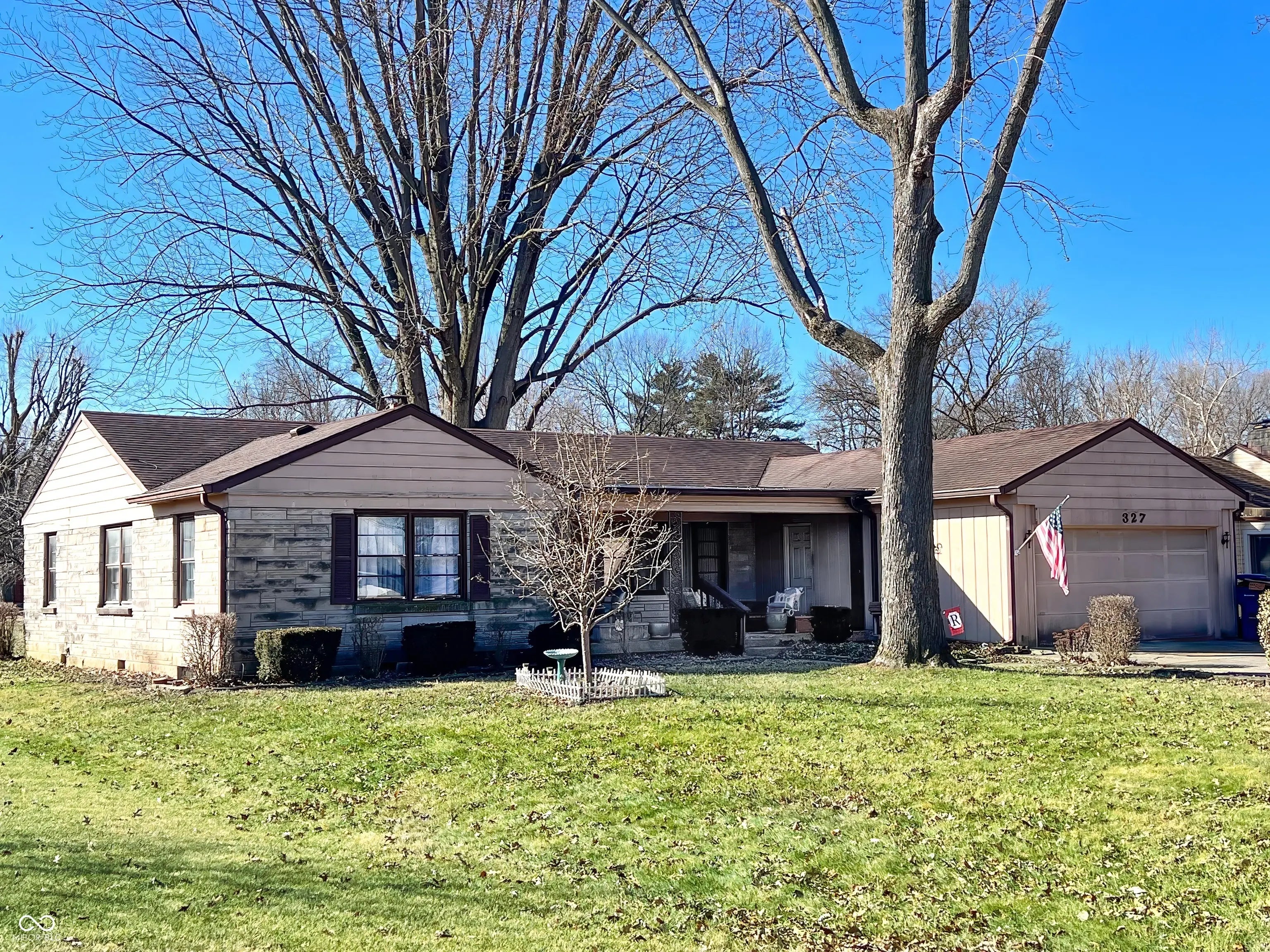 327 Maxwell Road, Indianapolis
