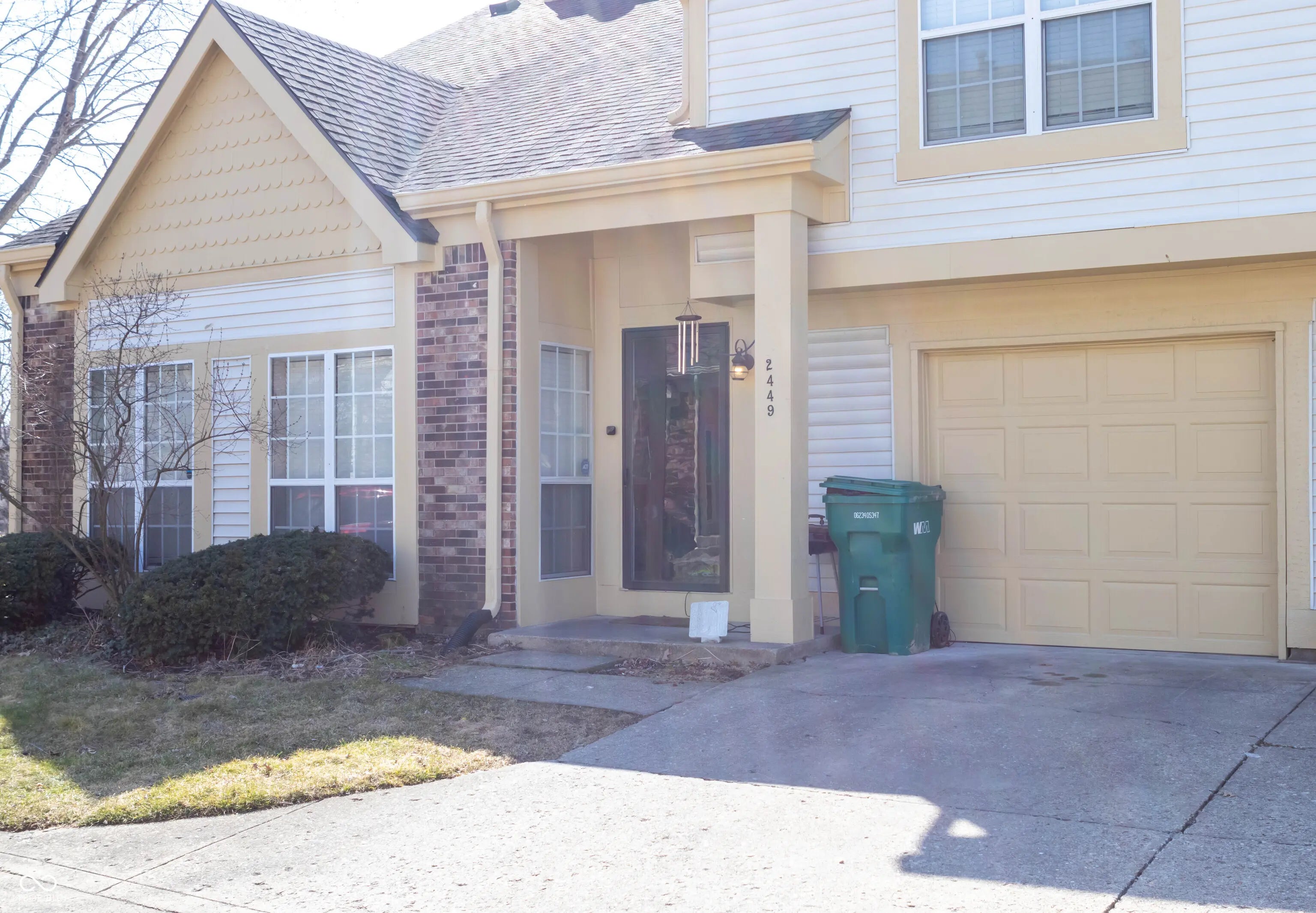 2449 Chaseway Court Ne Blk B, Indianapolis