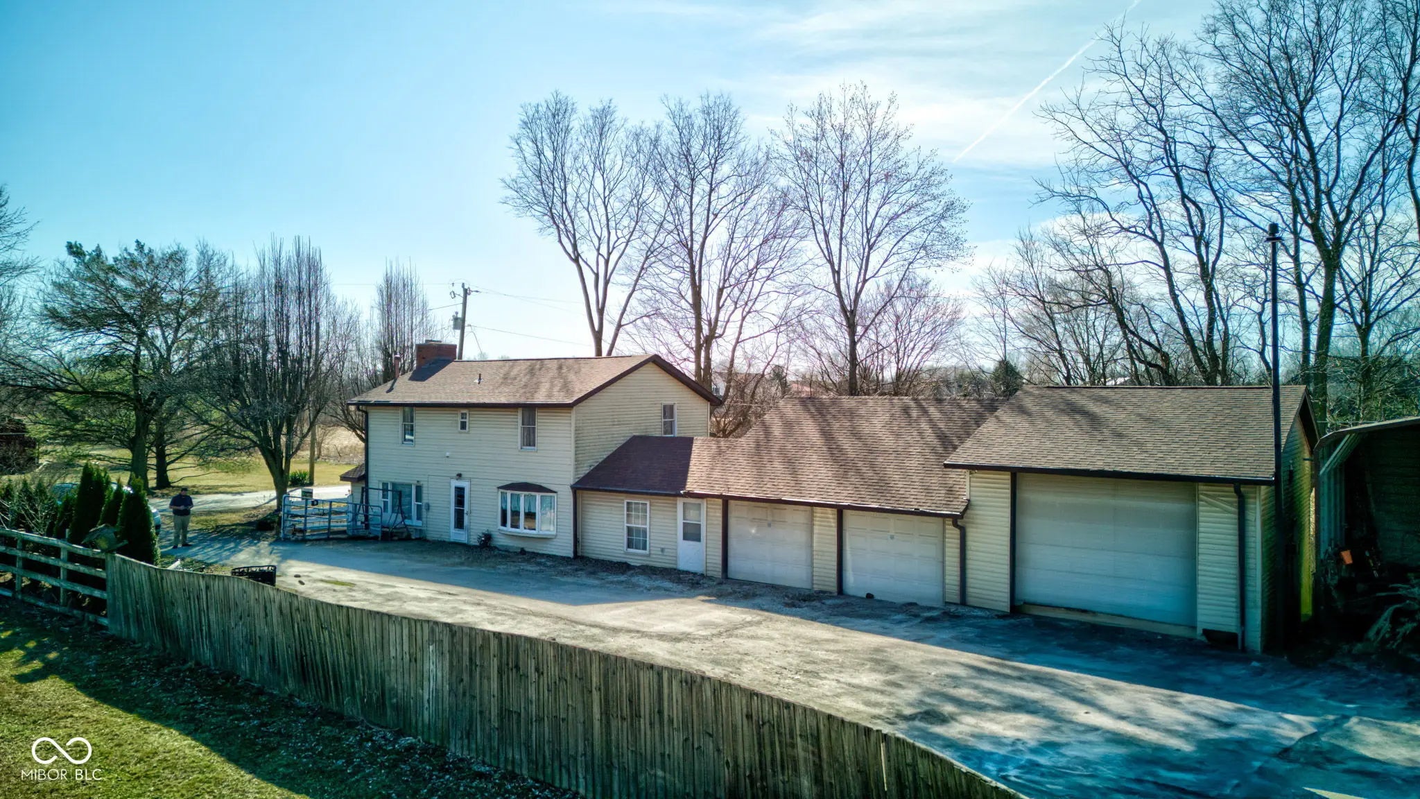 724 E 199th Street, Westfield