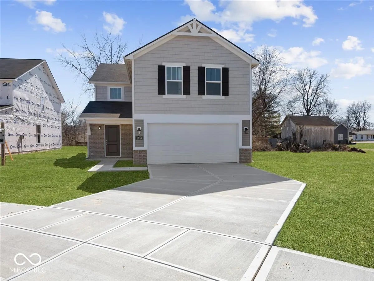 1033 Fuller Lane, Shelbyville