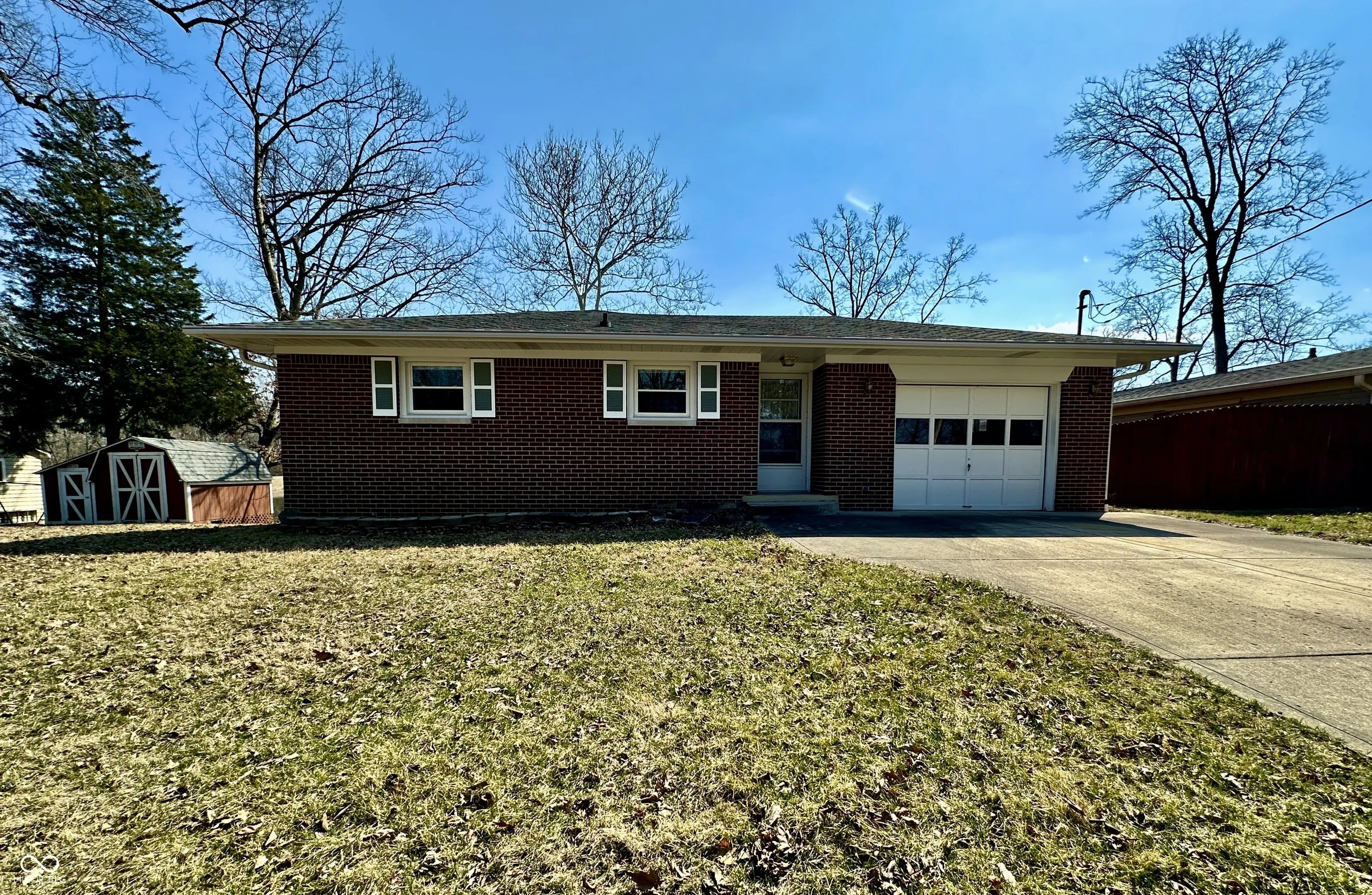 5850 Paradise Lane, Martinsville