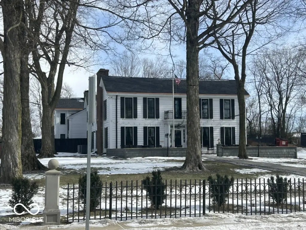 Photo of 243 S Madison Avenue Greenwood, IN 46142