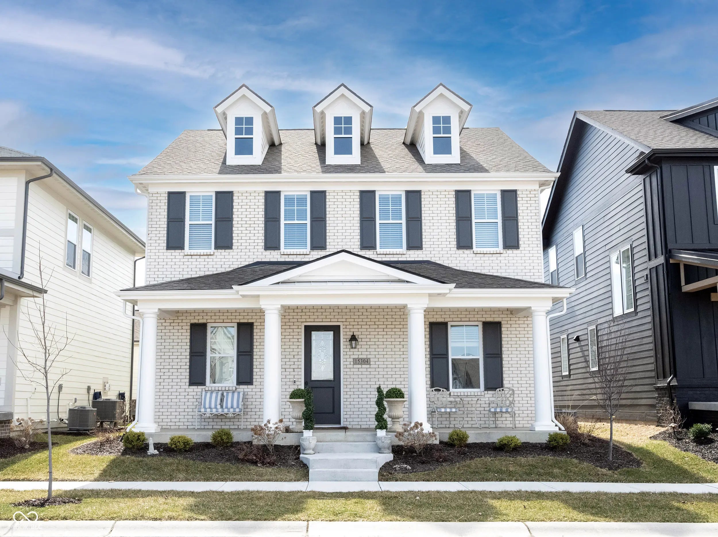 15304 Fairlands Drive, Westfield