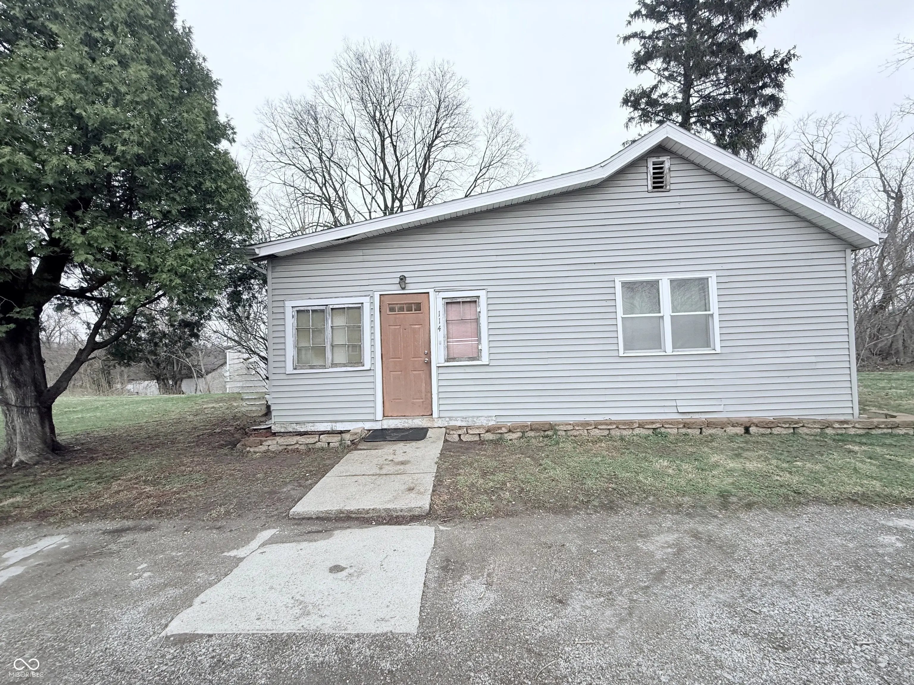 Photo of 114 E Green Street E Waveland, IN 47989