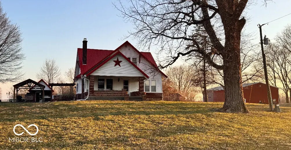 8089 W Old State Road 67, Paragon