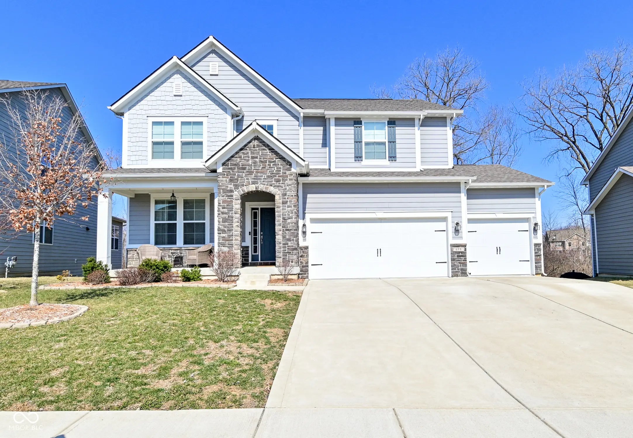 655 Bracknell Drive, Avon