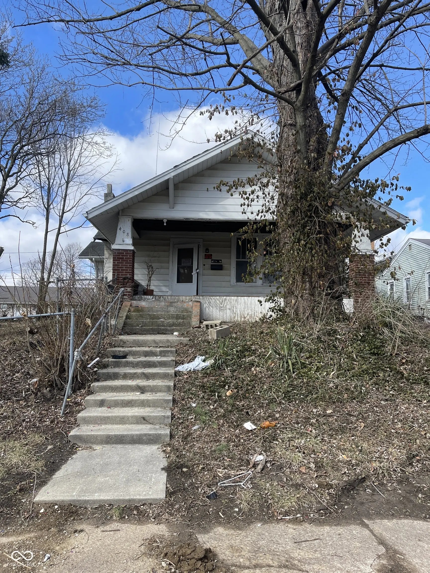 Photo of 408 E Monroe Street Alexandria, IN 46001