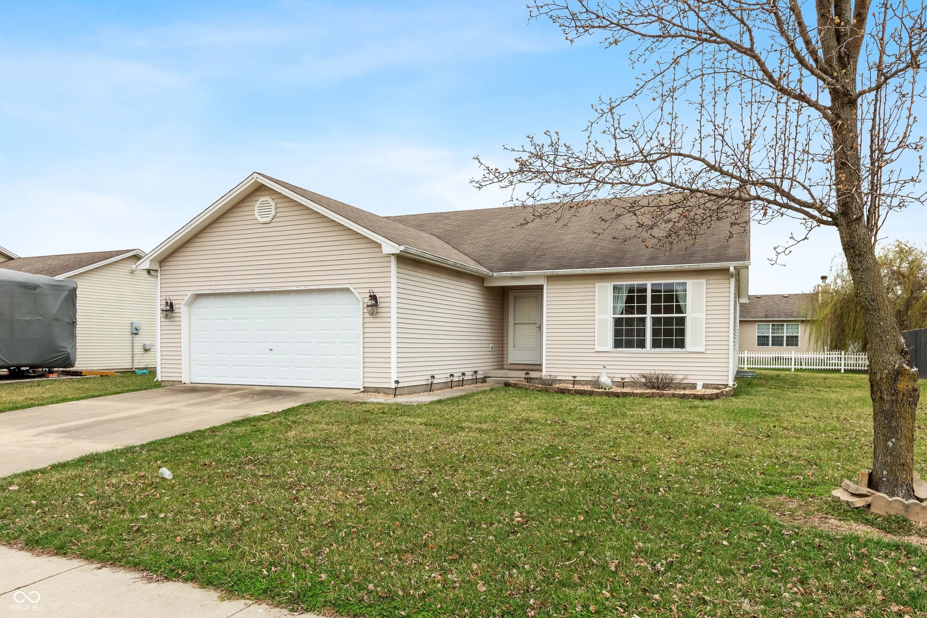 1123 Mockingbird Lane, Seymour