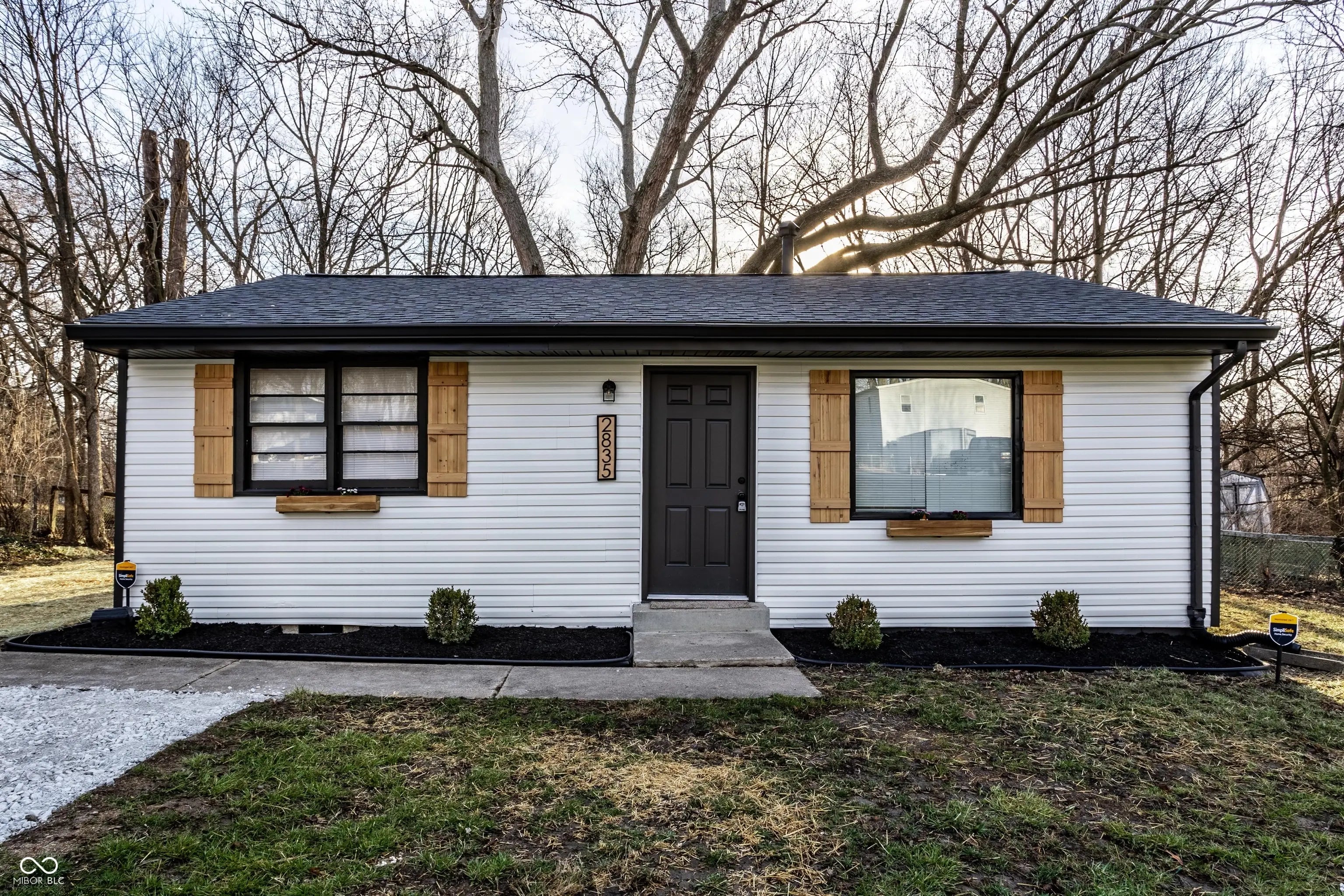 2835 S Lyons Avenue, Indianapolis