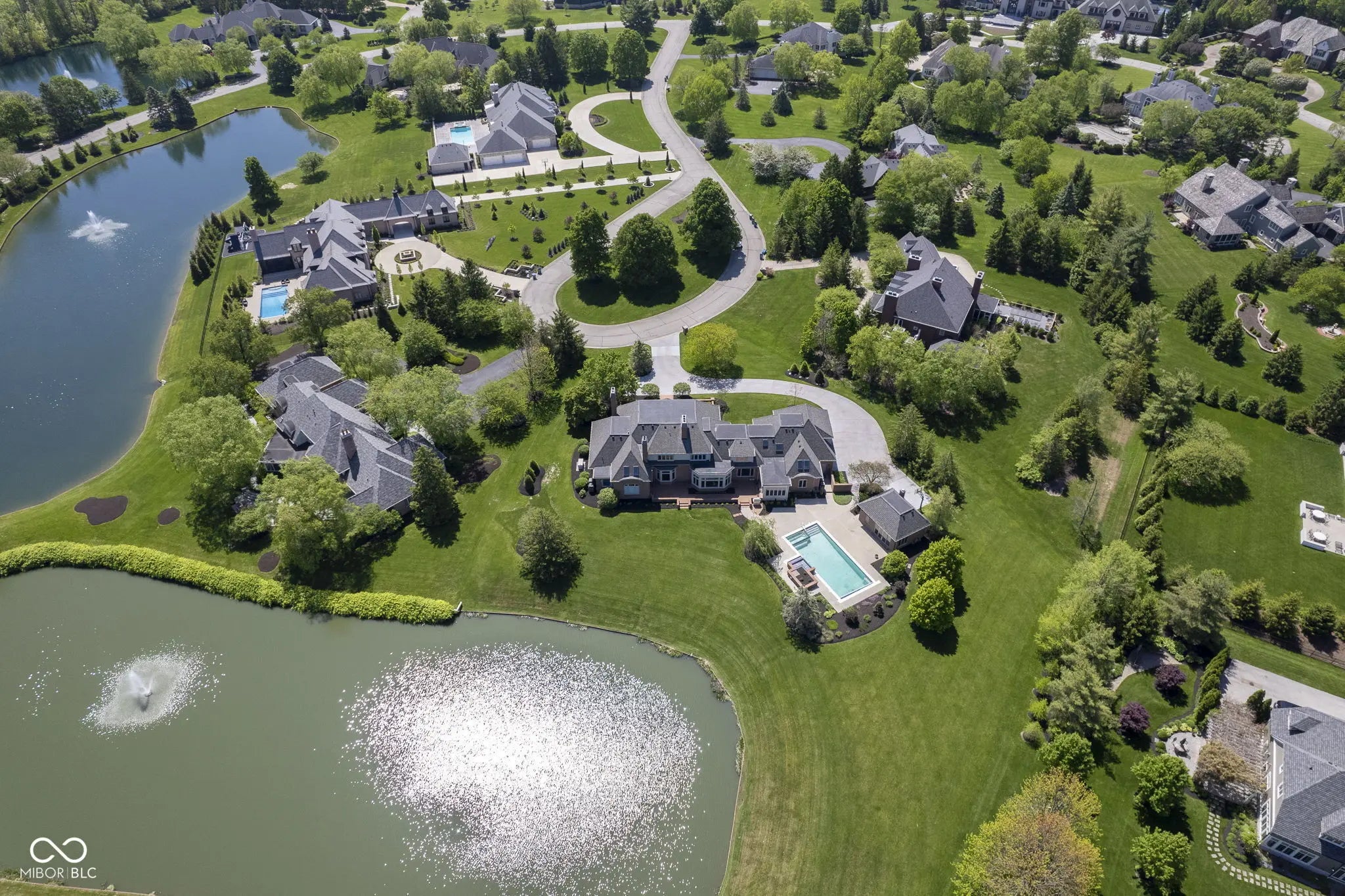 1098 Laurelwood, Carmel