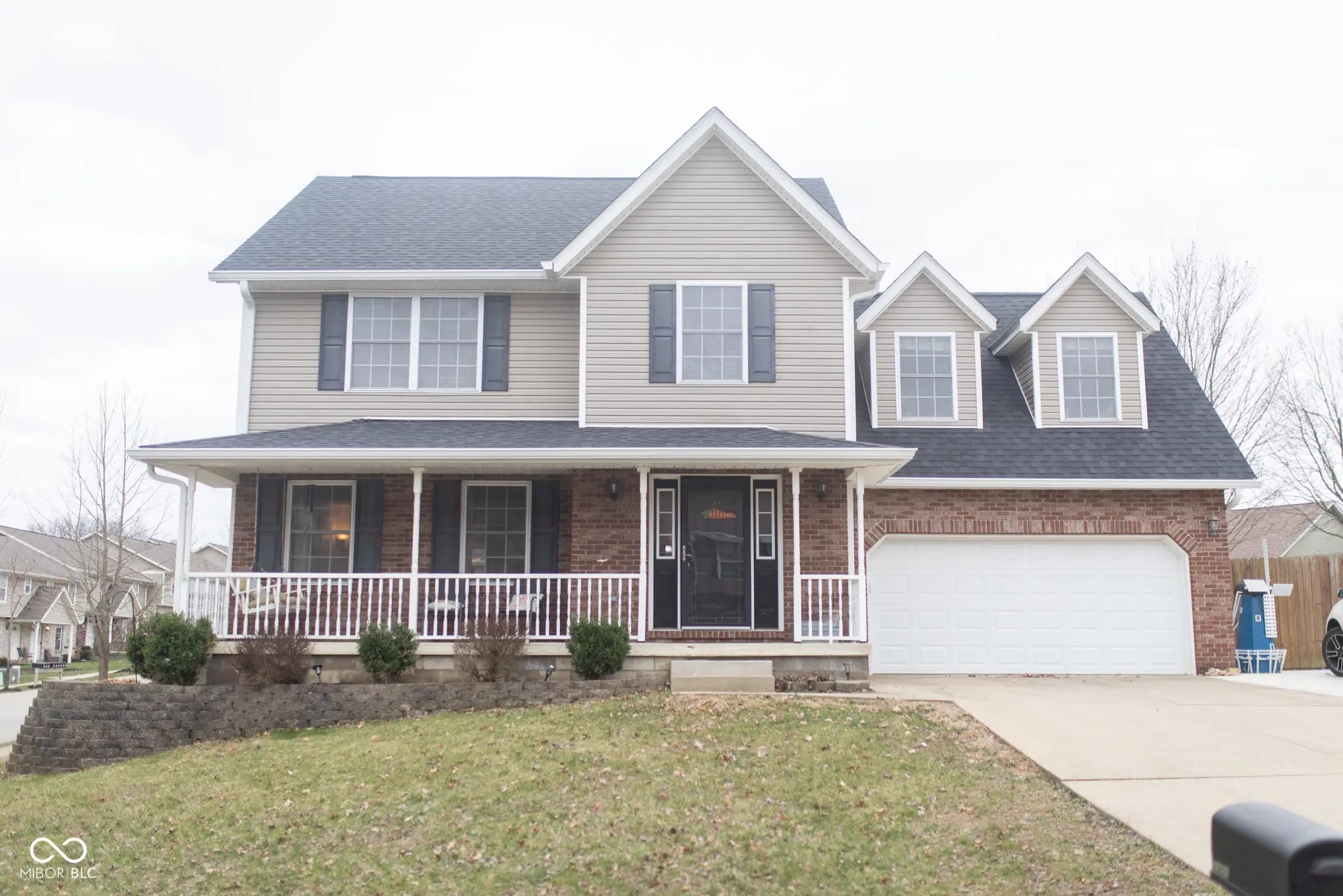 1301 W Countryside Lane, Bloomington