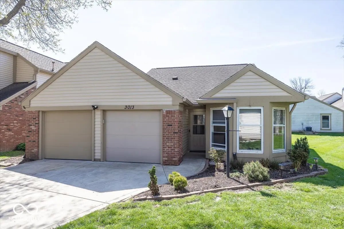 3013 Crimson Court W 42, Carmel